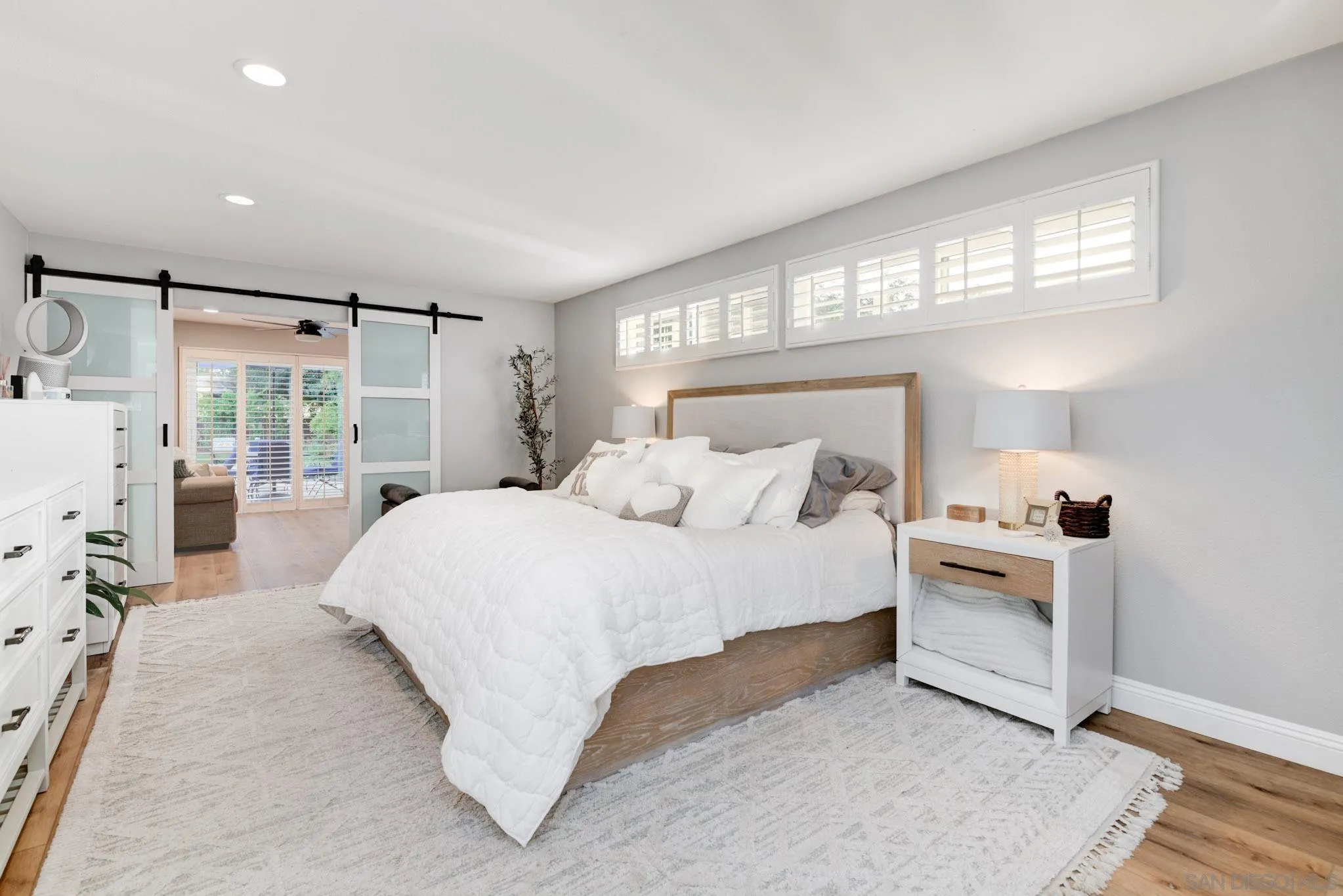 https://cdn.realtyfeed.com/cdn/127/260010586/2360c3650213dfe9797f66d4e808b7cc.webp