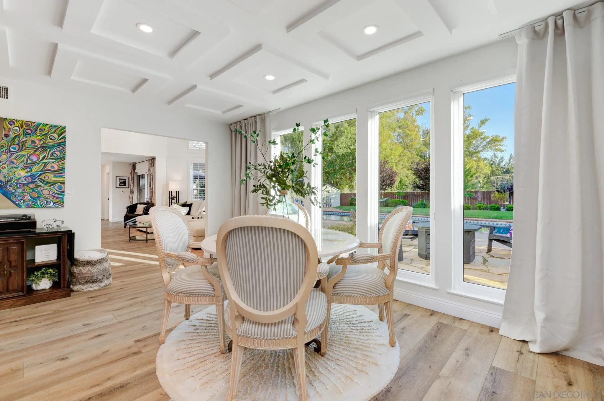 https://cdn.realtyfeed.com/cdn/127/260010586/89e4a6d421a14c7fe350811efcb5c355.webp