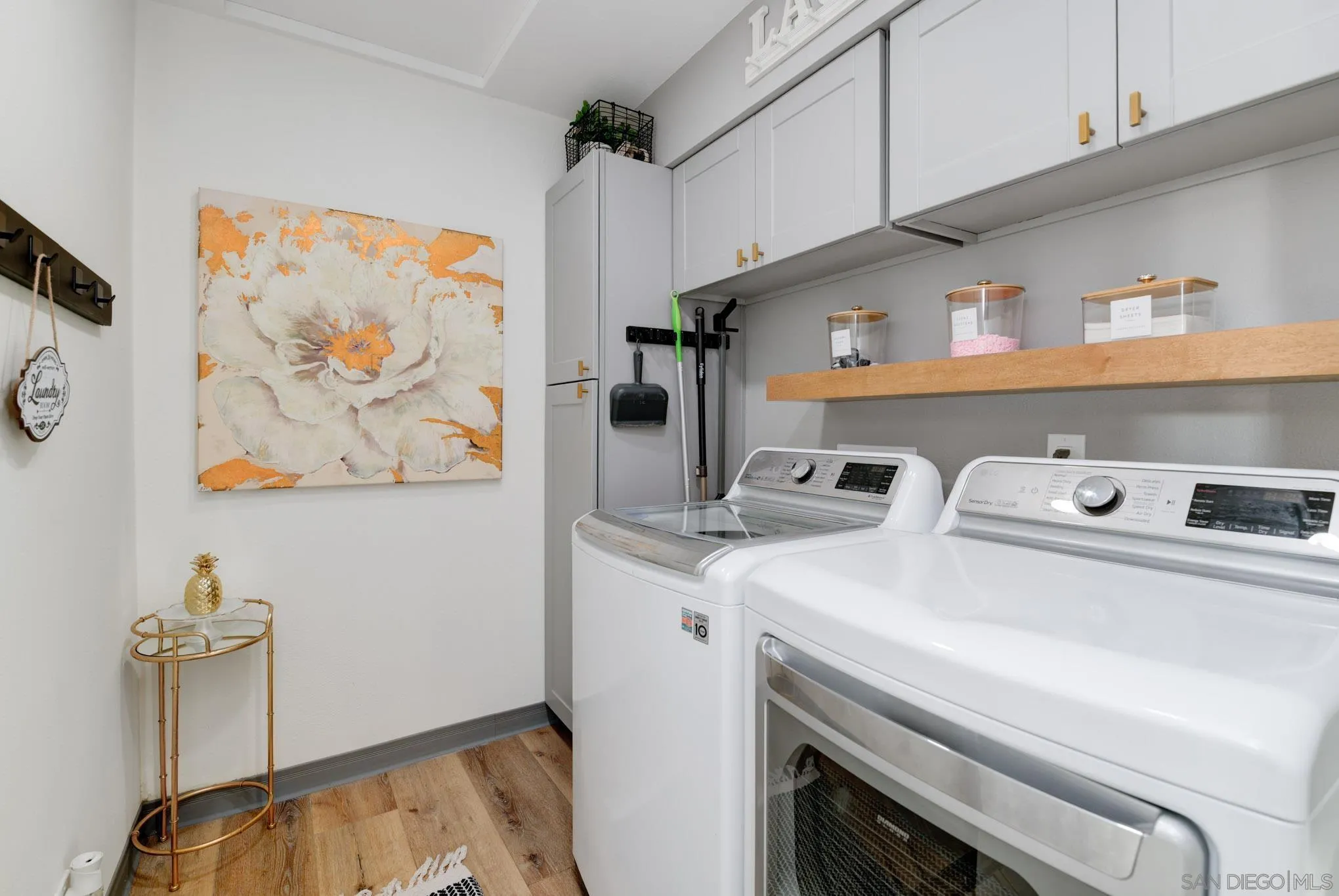 https://cdn.realtyfeed.com/cdn/127/260010586/ca8885ec74af498fc27367586350dd9b.webp