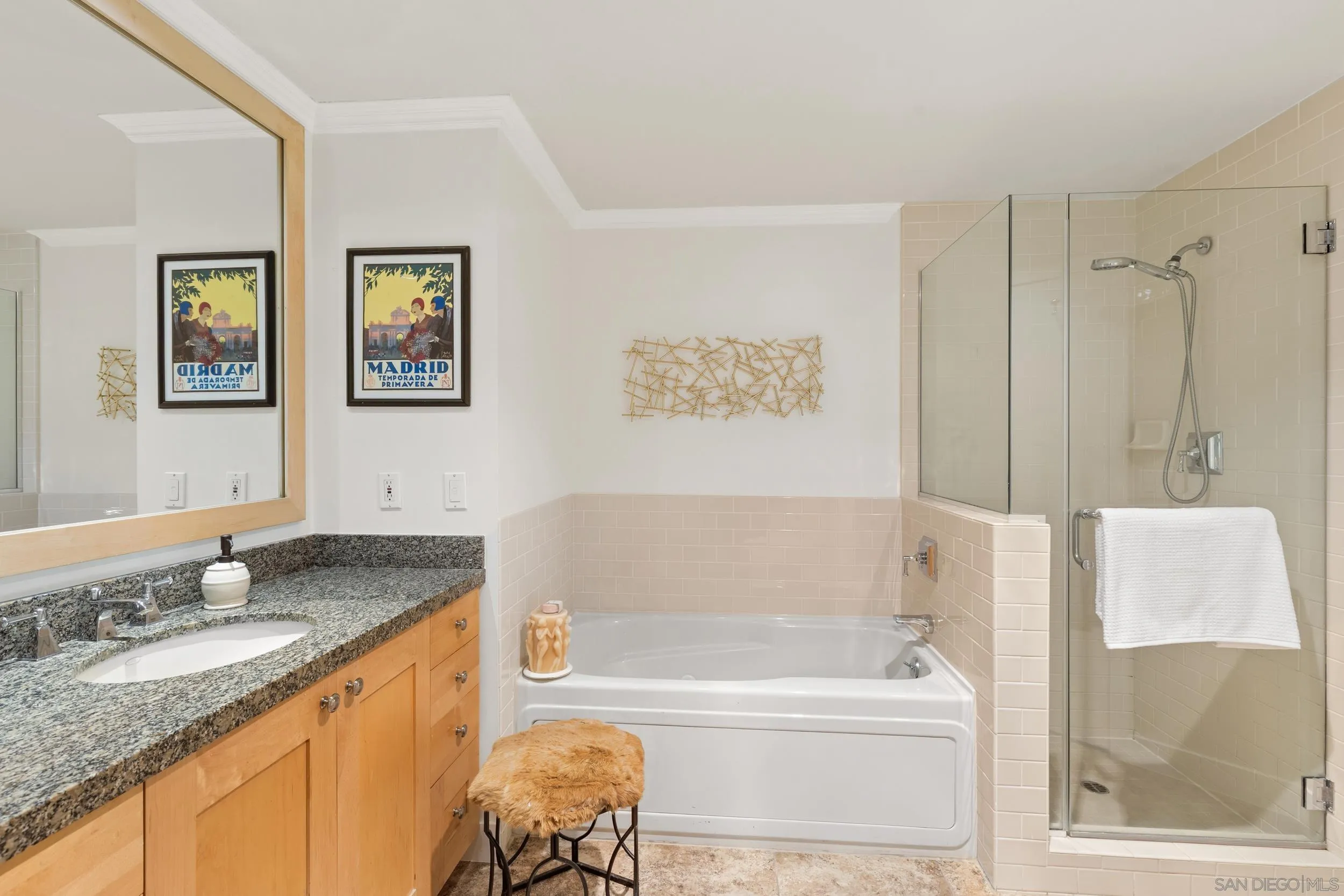 Photo #15: 260010588 Listing: Photo #15