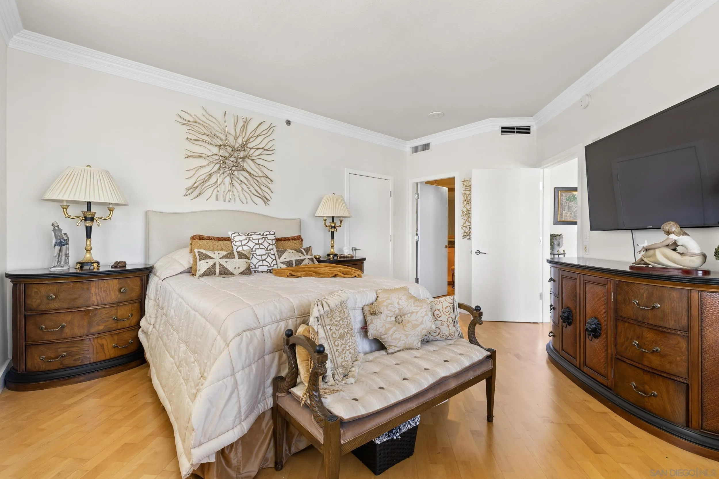 Photo #11: 260010588 Listing: Photo #11