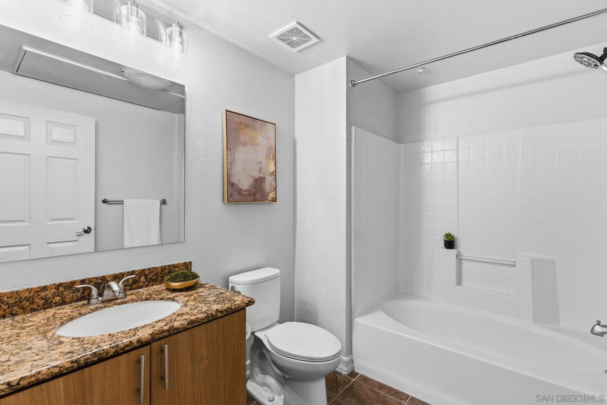 Photo #19: 260010589 Listing: Photo #19