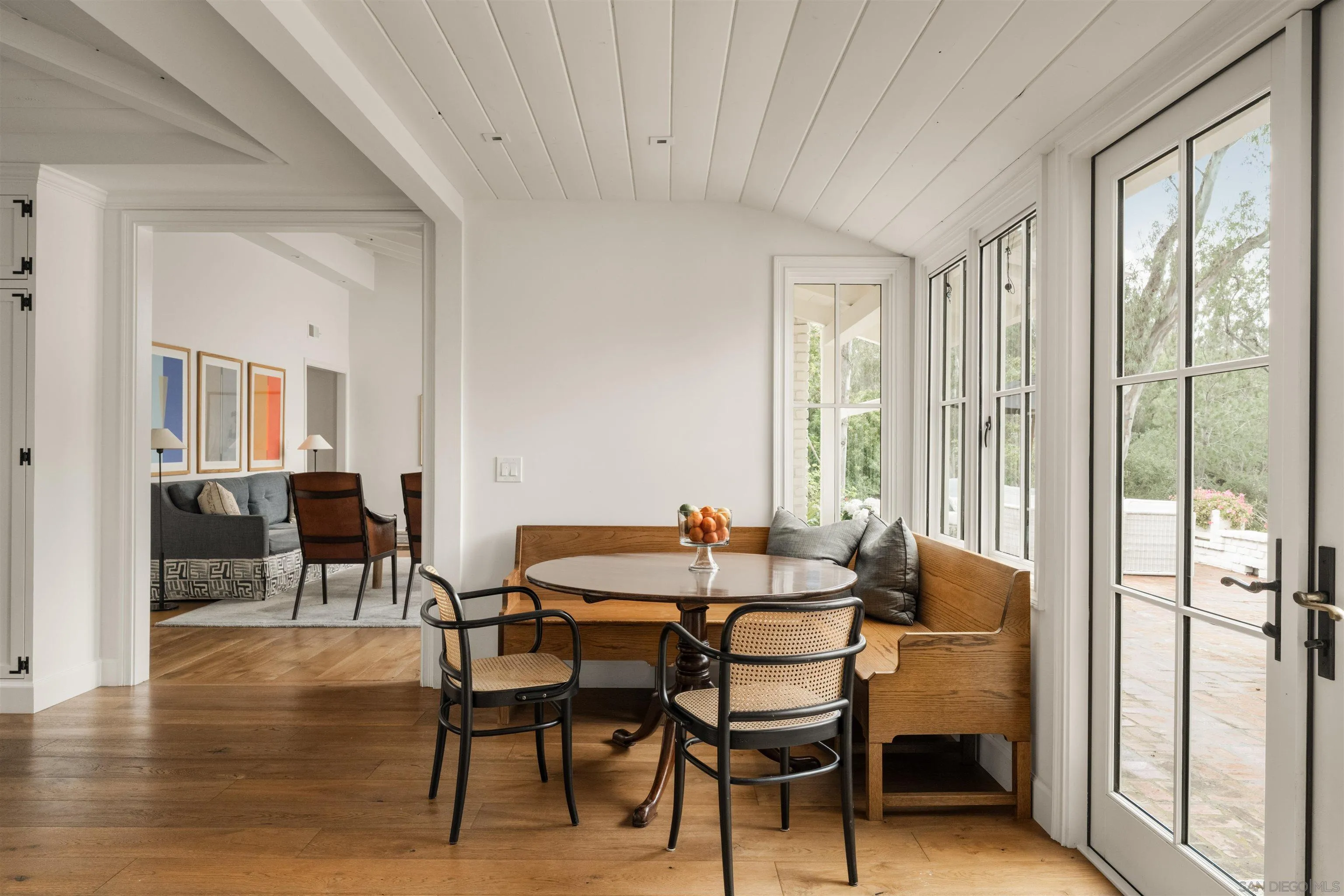 https://cdn.realtyfeed.com/cdn/127/260010593/8ac1d4c50aa06d36aac8209958c078d0.webp