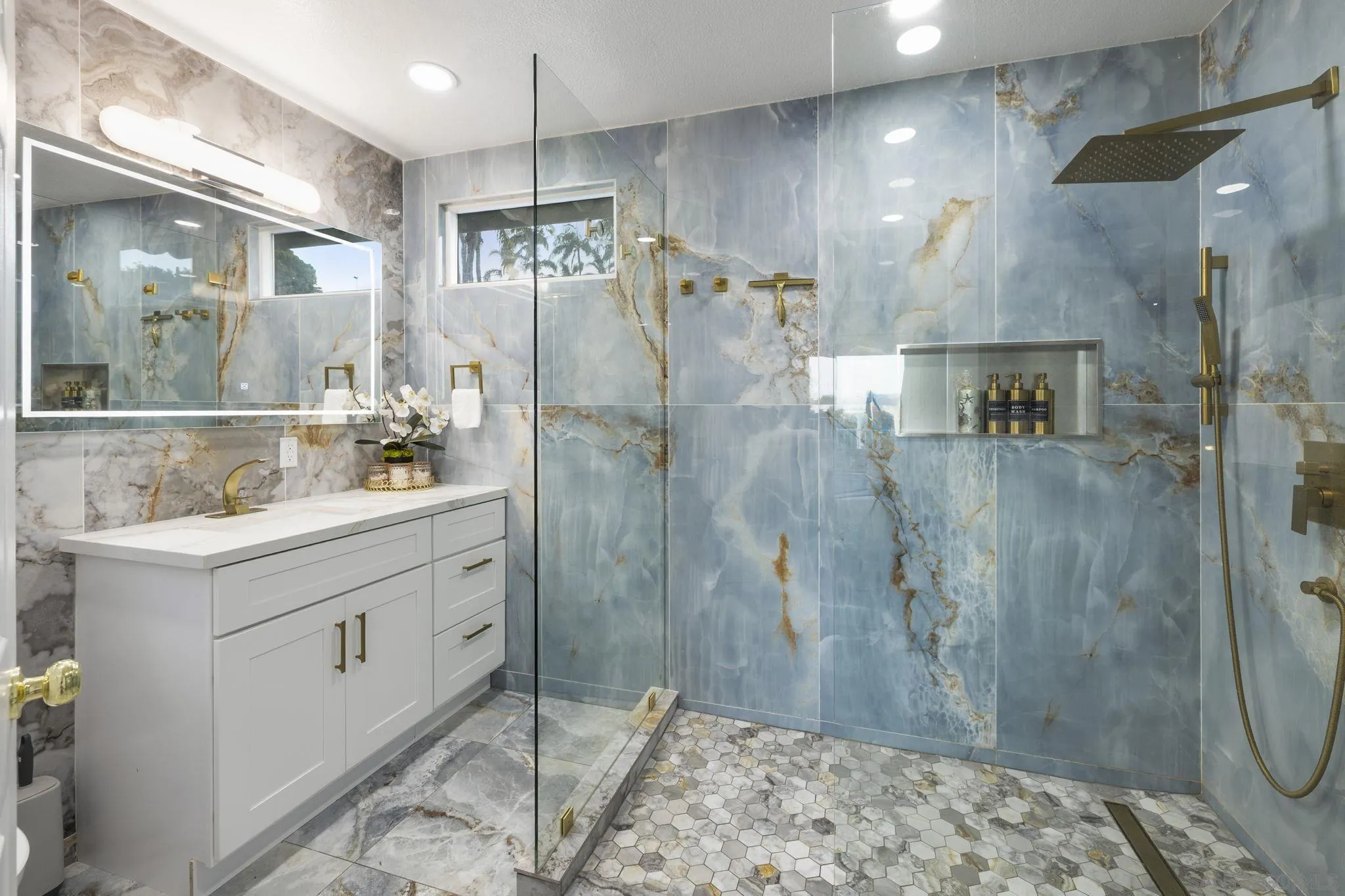 https://cdn.realtyfeed.com/cdn/127/260010594/1ab1c7d88102de6a5c3179f0c54bd5fa.webp