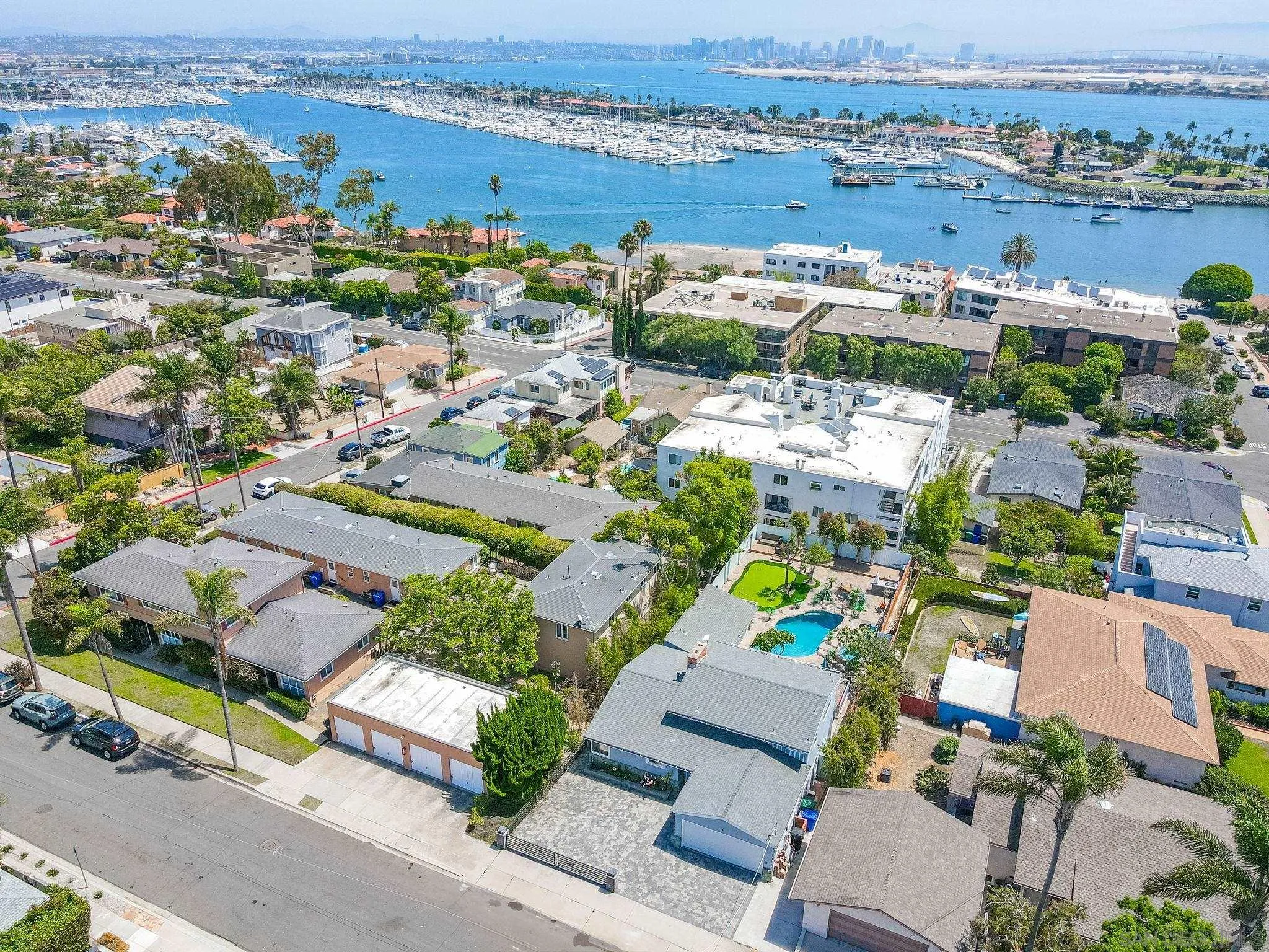 https://cdn.realtyfeed.com/cdn/127/260010594/a49b1f22f374b56207a54db48914259a.webp