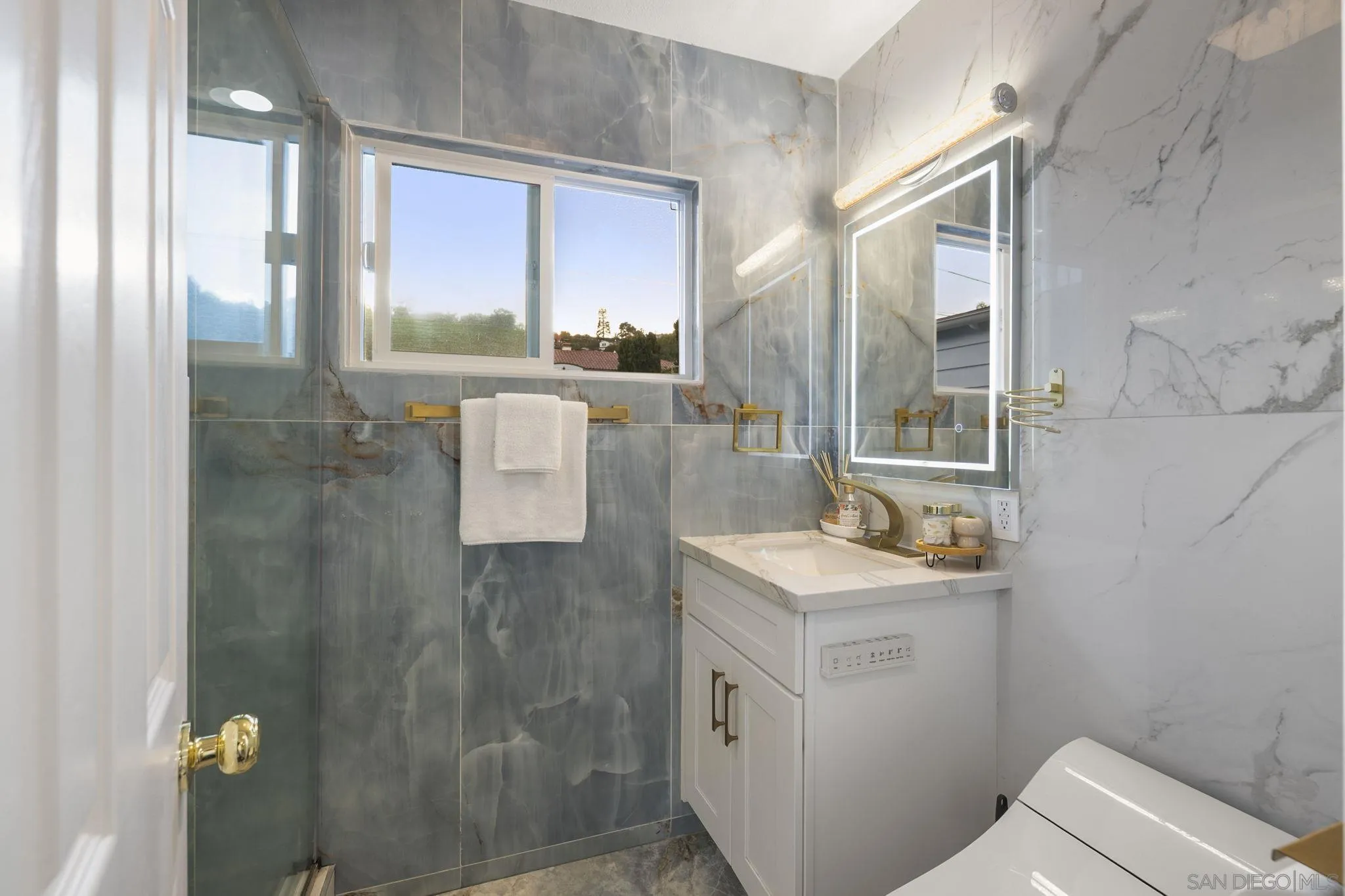 https://cdn.realtyfeed.com/cdn/127/260010594/d47024703c3a6196d9d945a12f9b1675.webp