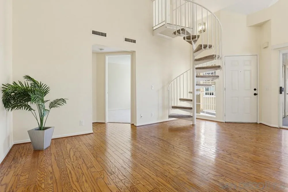 https://cdn.realtyfeed.com/cdn/127/260010596/5cabdc87ca7b20166dd828ee2db457fa.webp