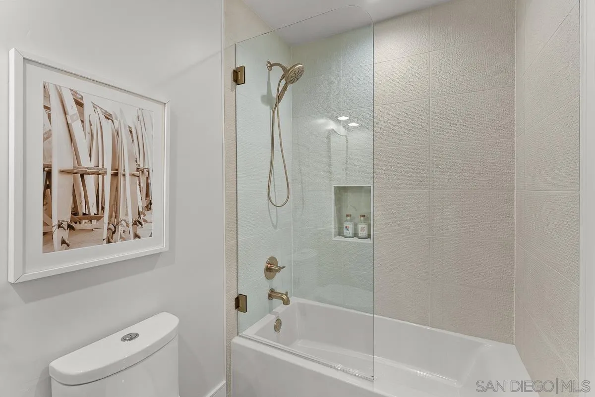 Photo #25: 260010597 Listing: Photo #25