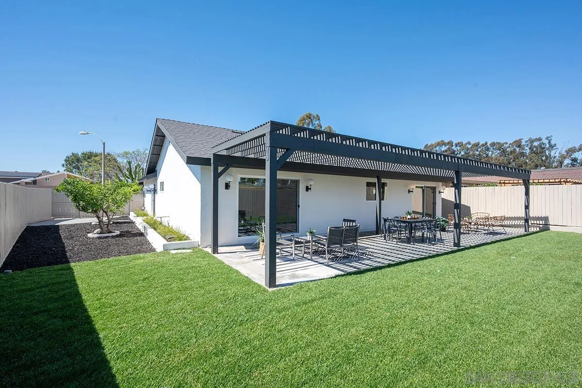 https://cdn.realtyfeed.com/cdn/127/260010598/af632044043223cd0922d7ebc8132384.webp
