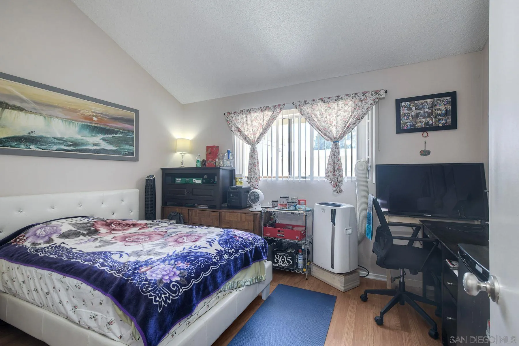 Photo #19: 260010599 Listing: Photo #19