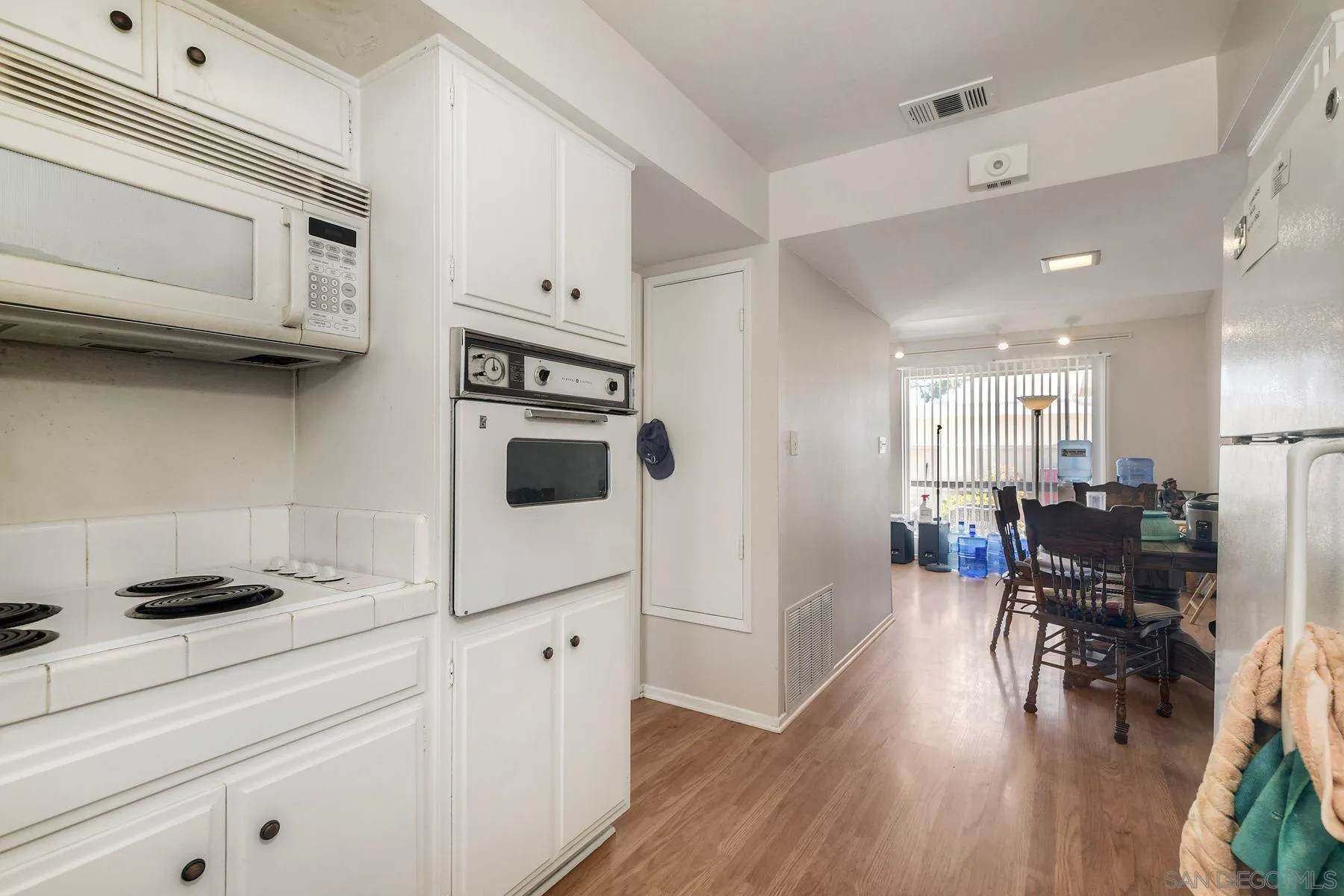 Photo #15: 260010599 Listing: Photo #15