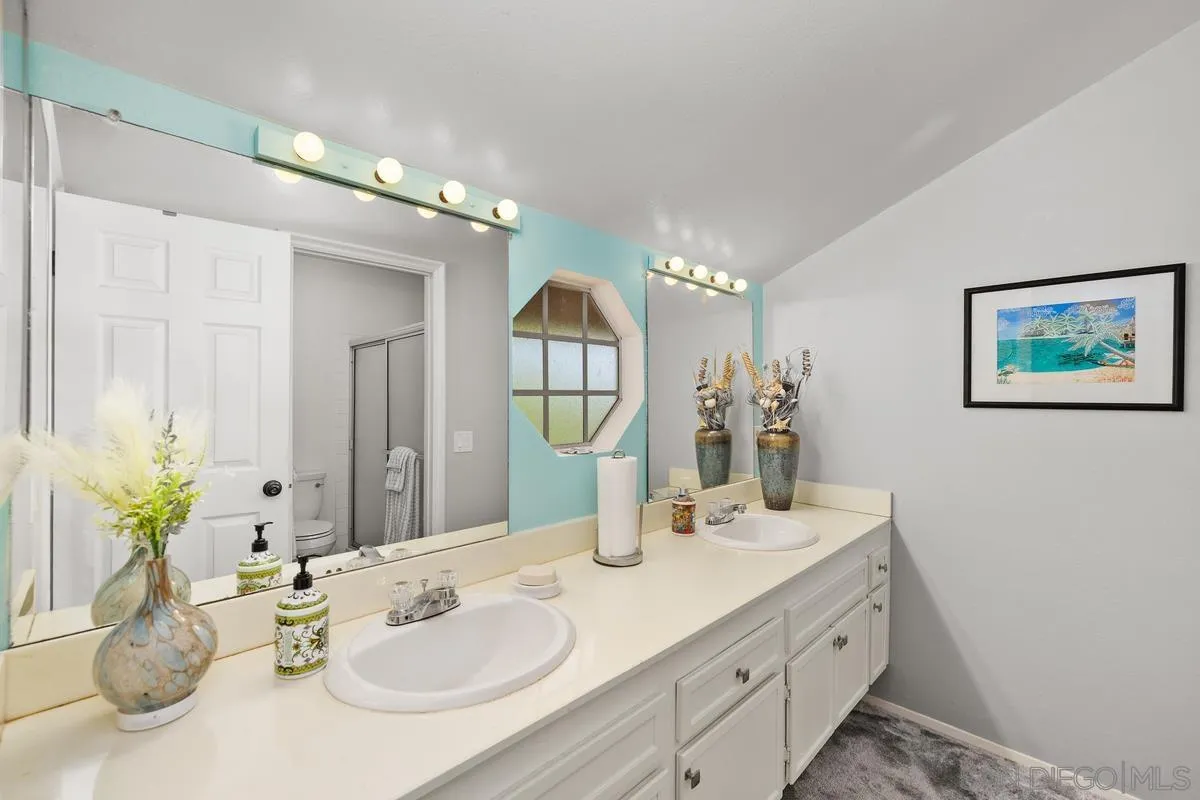 https://cdn.realtyfeed.com/cdn/127/260010603/1be7793c456695e5121205de655169dd.webp