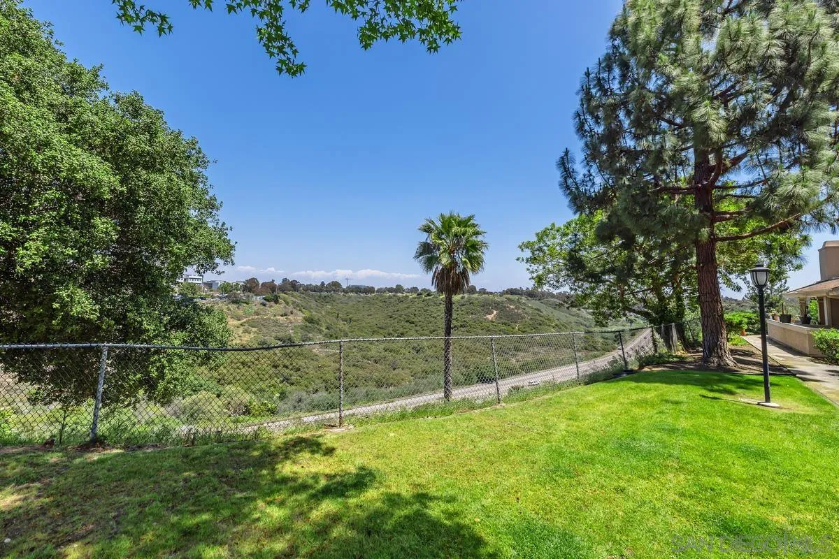 https://cdn.realtyfeed.com/cdn/127/260010603/b9243ac550f37d070dfa880e832d568f.webp