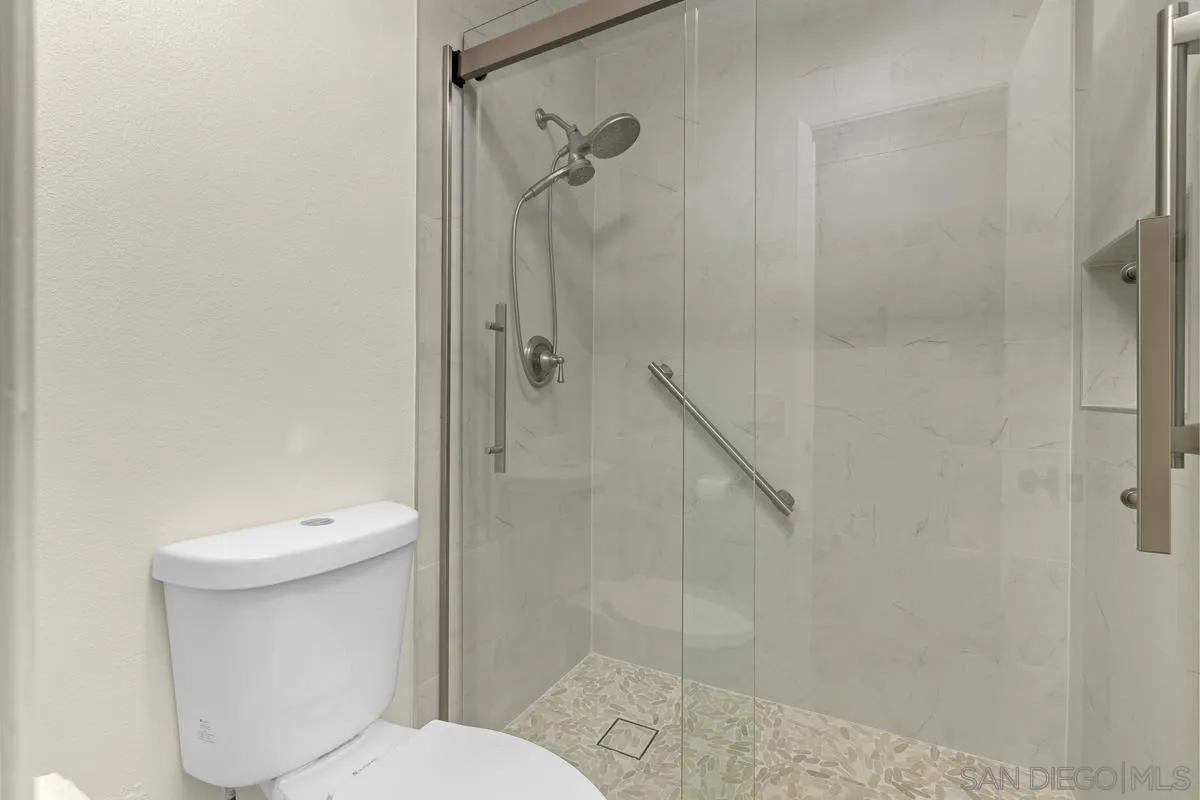https://cdn.realtyfeed.com/cdn/127/260010608/865e5232fc947e4b9cb19c5a985e6828.webp