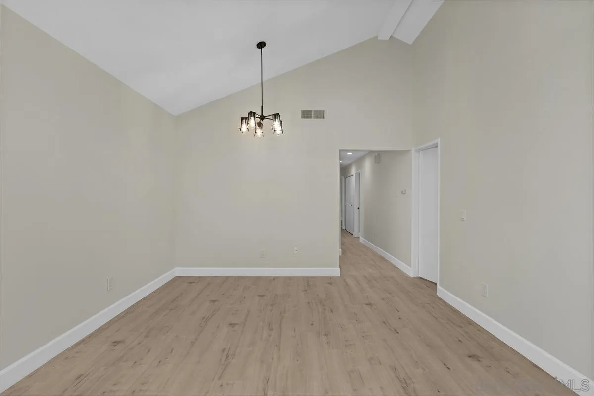 https://cdn.realtyfeed.com/cdn/127/260010608/e0bbb5fe217d24ab6f24ef6f9f5d8c4a.webp