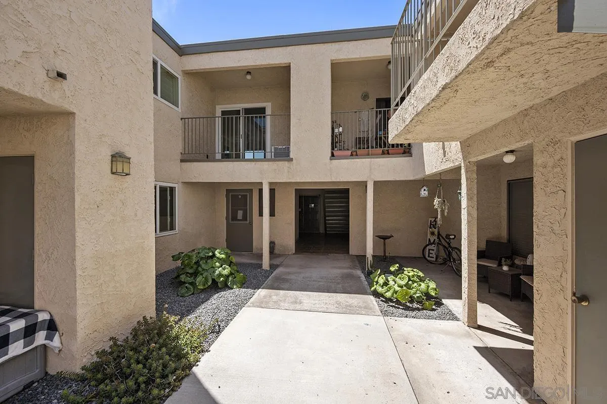 Photo #6: 260010609 Listing: Photo #6