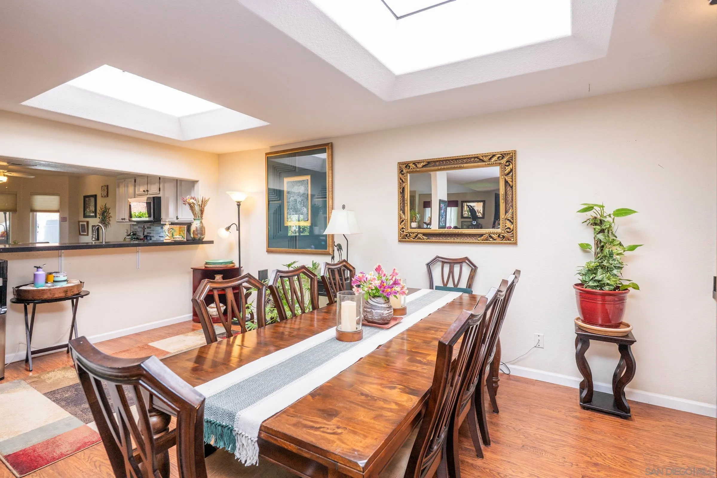 Photo #12: 260010613 Listing: Photo #12