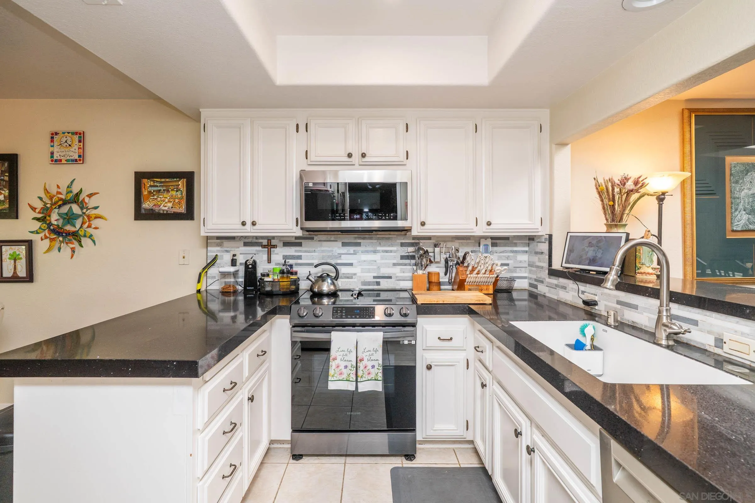 Photo #15: 260010613 Listing: Photo #15