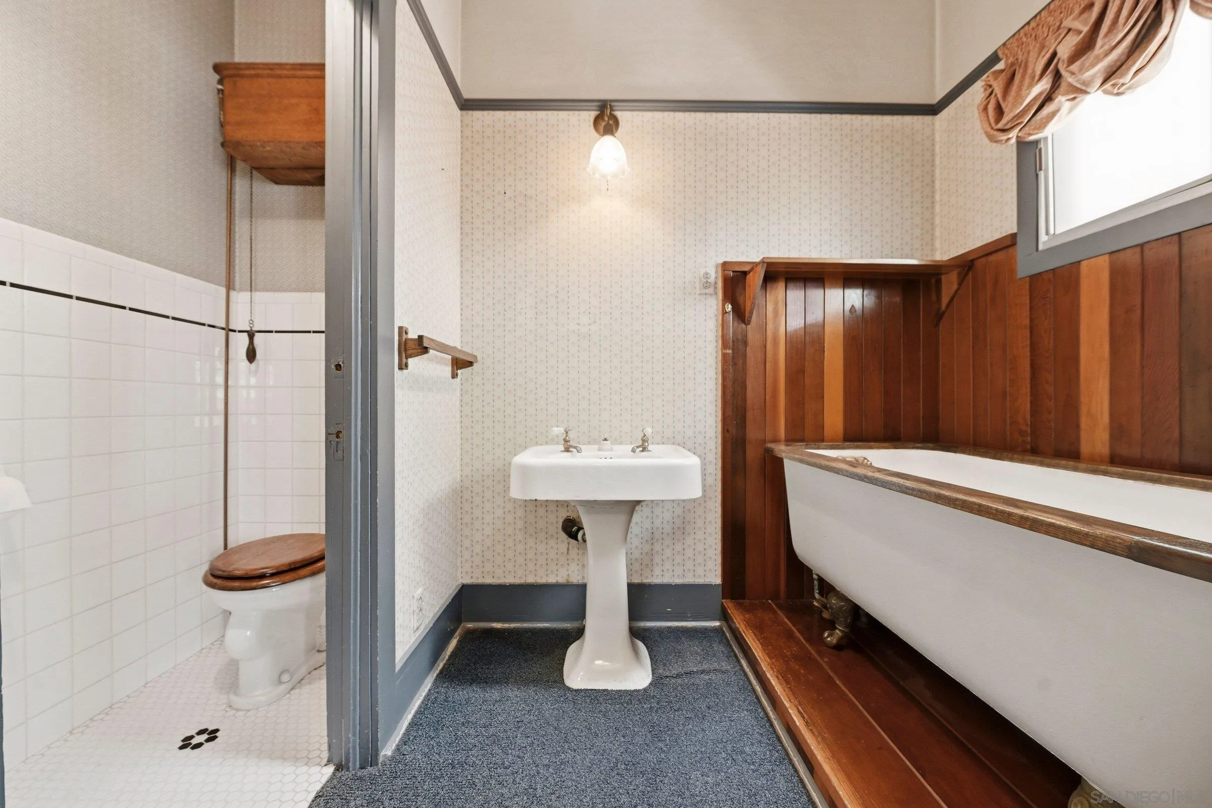 https://cdn.realtyfeed.com/cdn/127/260010618/402dd29862b34cf05538238cba69d090.webp