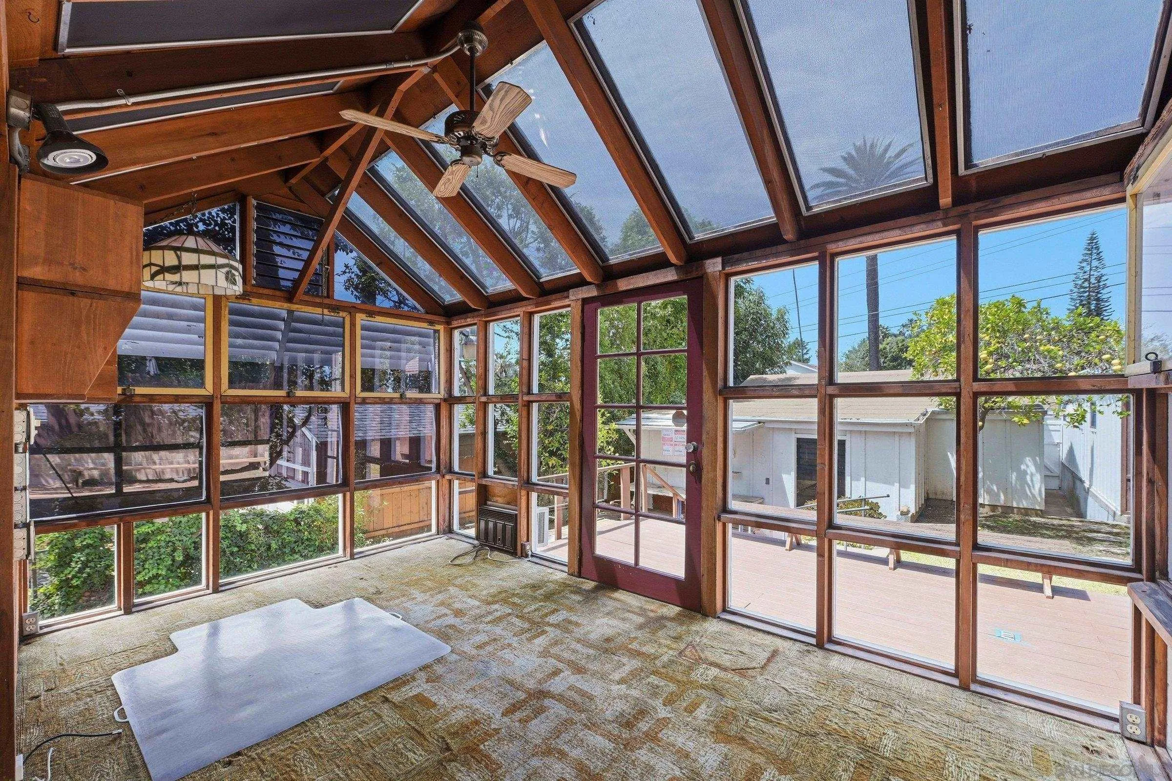 https://cdn.realtyfeed.com/cdn/127/260010618/4aacff465f7685f5e9fd2cd7102ad92c.webp