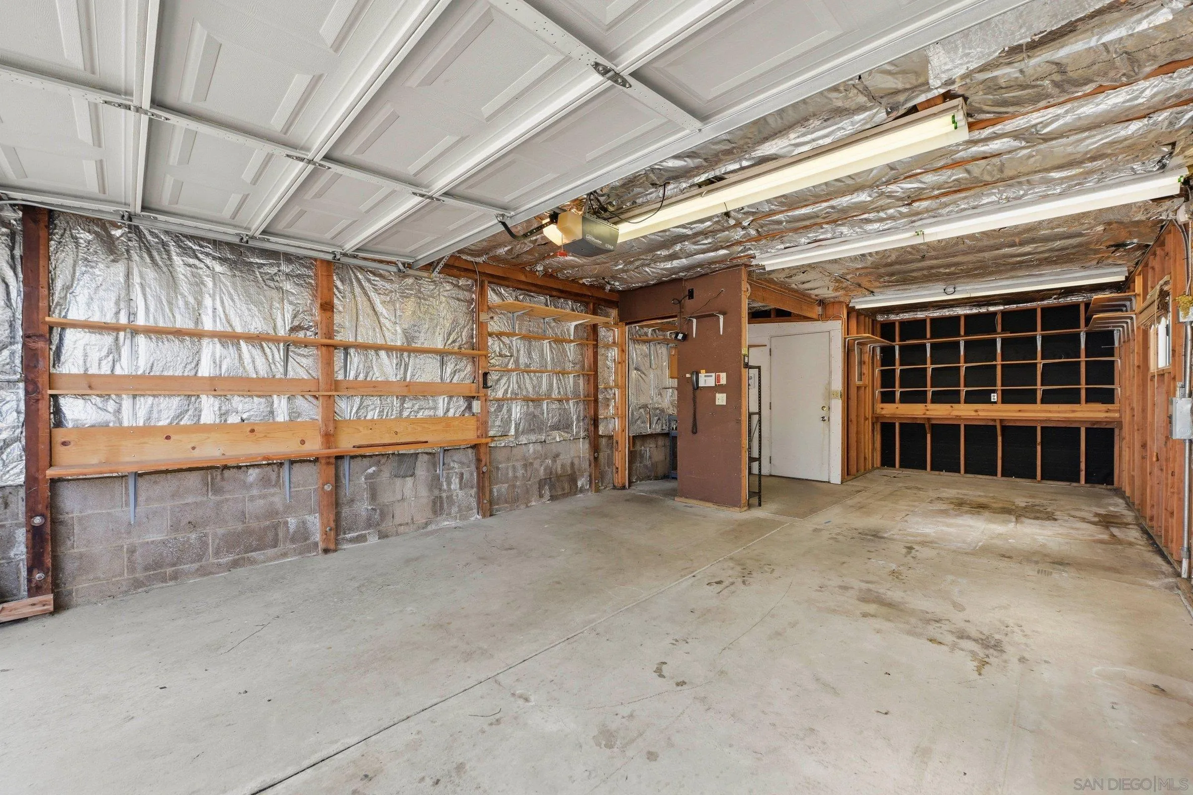https://cdn.realtyfeed.com/cdn/127/260010618/7df9aa28e99dd9e1dda61a364d6d7f16.webp