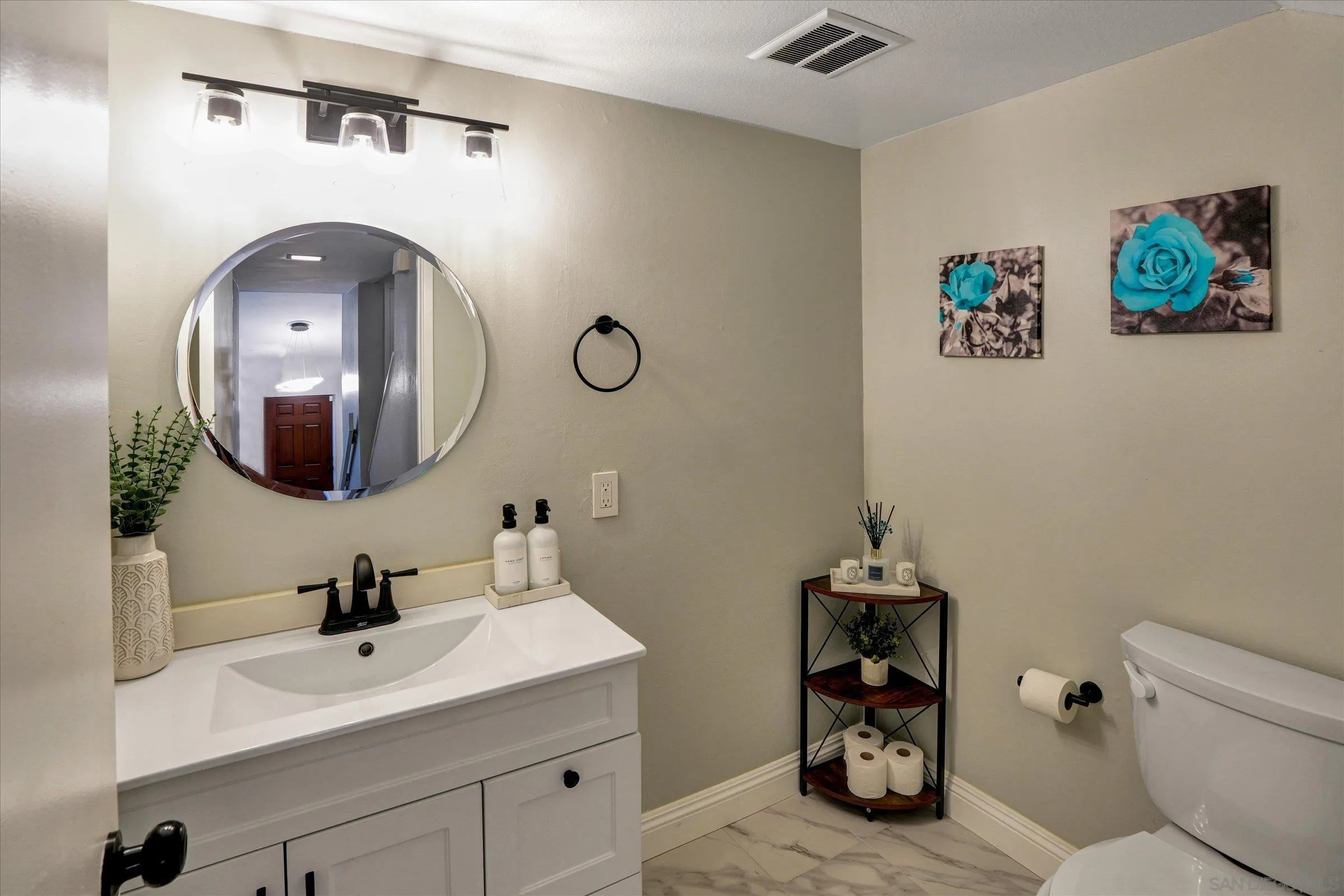 Photo #6: 260010626 Listing: Photo #6