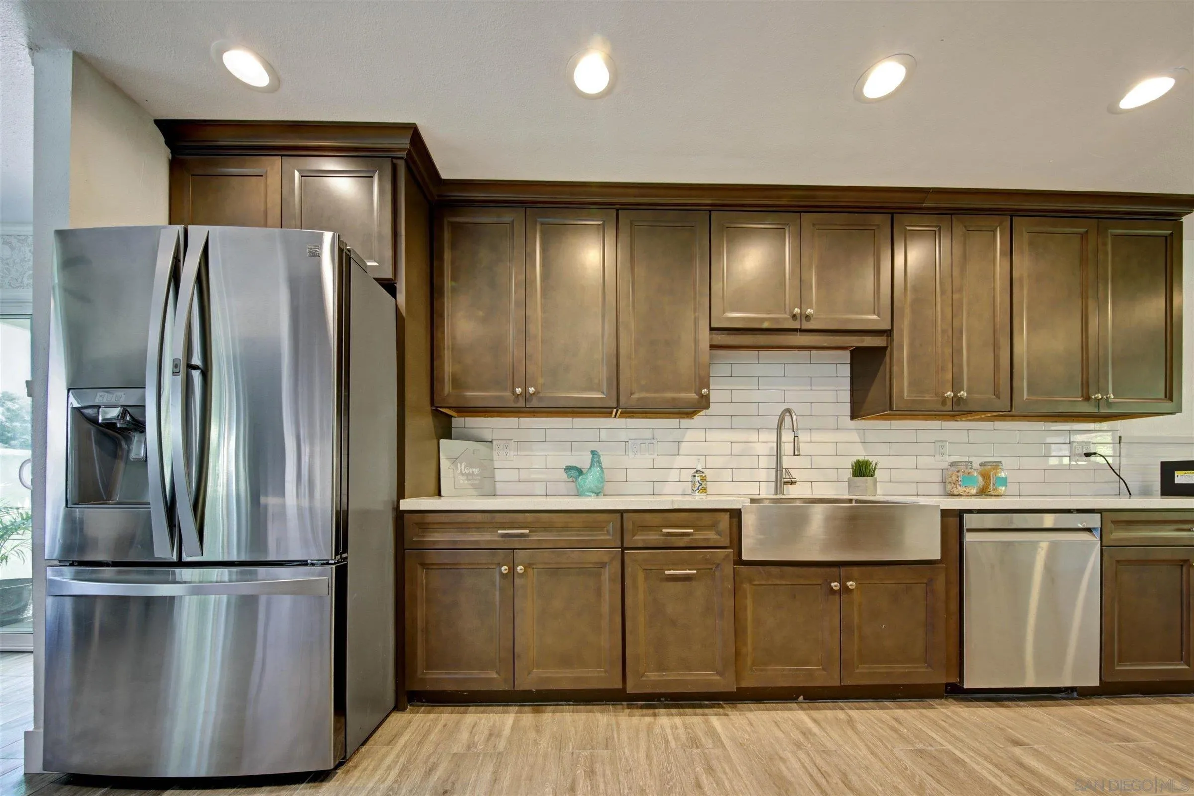 https://cdn.realtyfeed.com/cdn/127/260010631/0d3ede7870b101b5d057538715d52ae3.webp