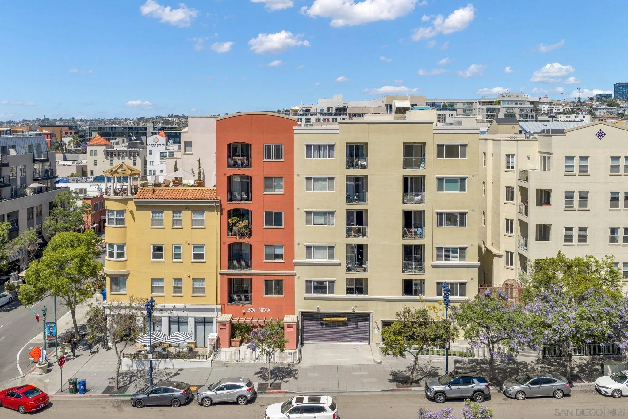 https://cdn.realtyfeed.com/cdn/127/260010632/19e6ff071027afd84b3e42310a9f9307.webp