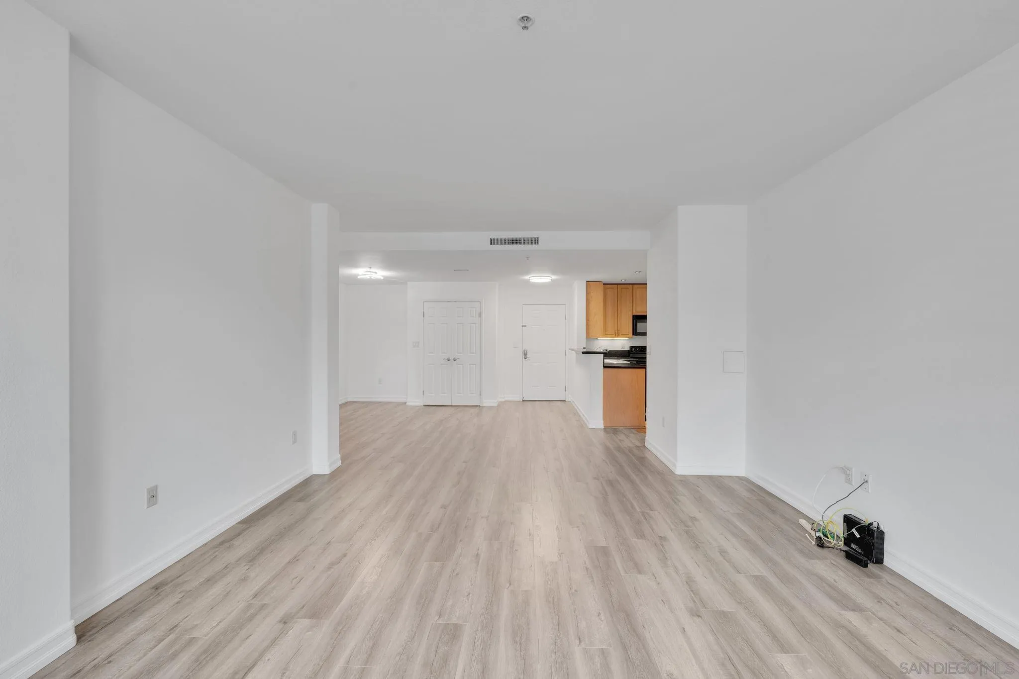 https://cdn.realtyfeed.com/cdn/127/260010632/de29e3263ff5c8f847a4e92410c897ec.webp