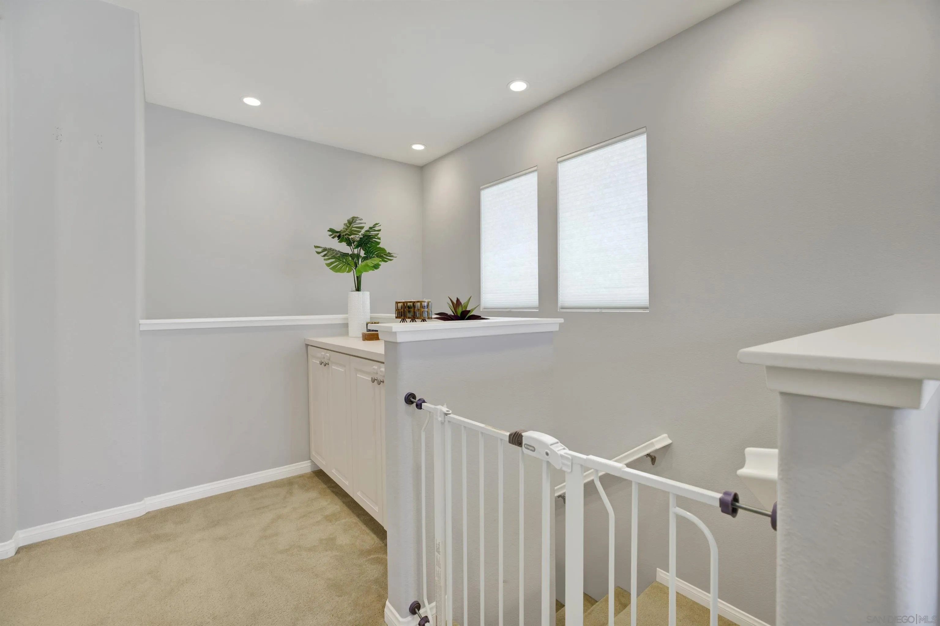 https://cdn.realtyfeed.com/cdn/127/260010650/248239283ec3f63c8a10bf13631e77b9.webp