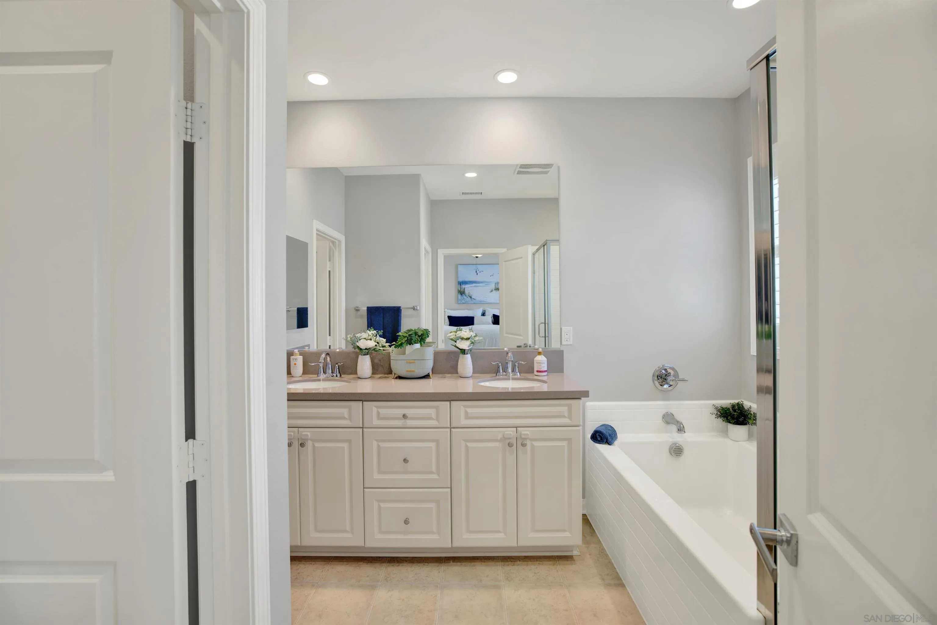 https://cdn.realtyfeed.com/cdn/127/260010650/392182e1ebf1fe9c7dcbb2f20738faaf.webp