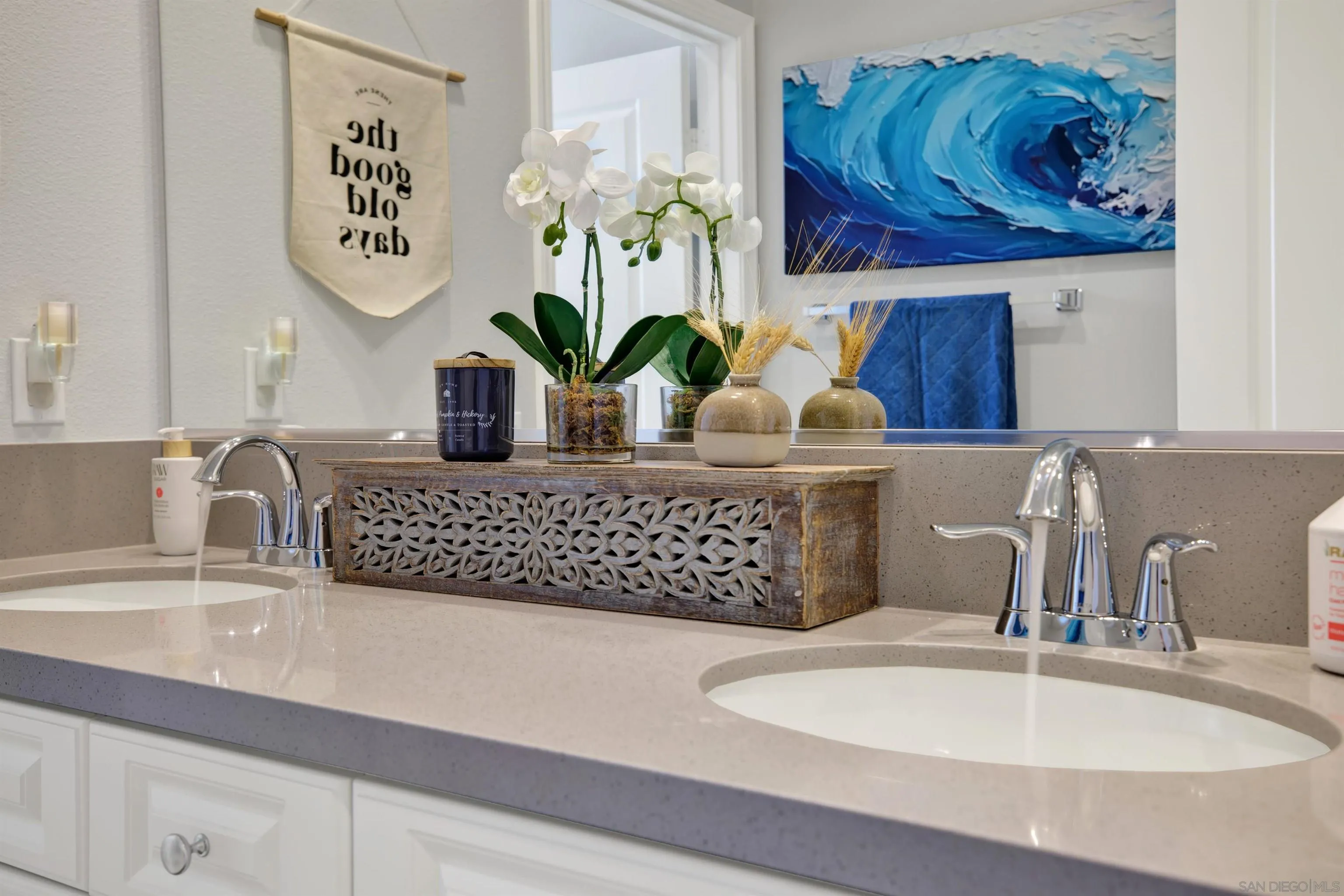 https://cdn.realtyfeed.com/cdn/127/260010650/adf8922e423d707851841b37e671d3fa.webp