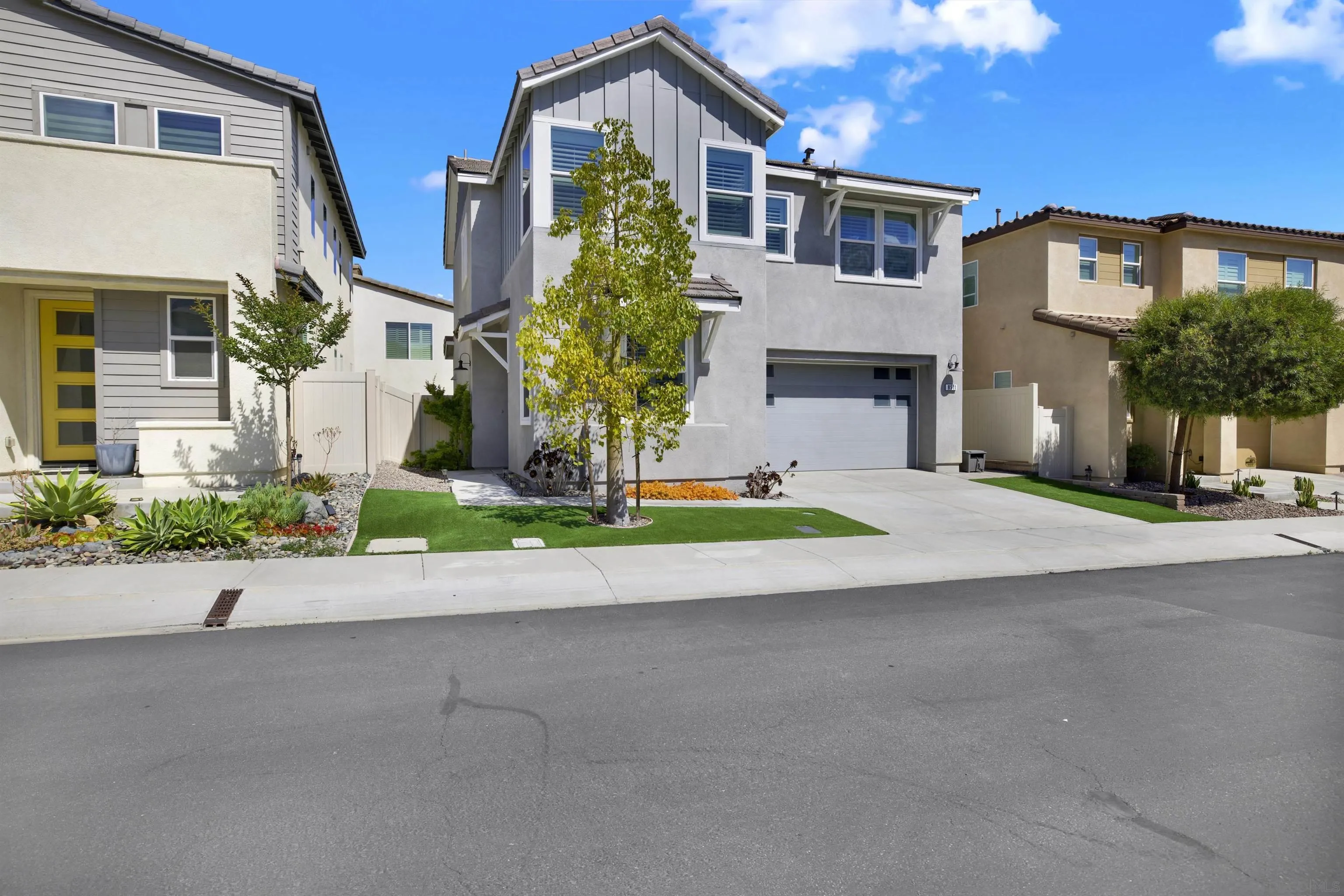 https://cdn.realtyfeed.com/cdn/127/260010650/c37a9e70bb6cfade6d48431dccff3bcd.webp