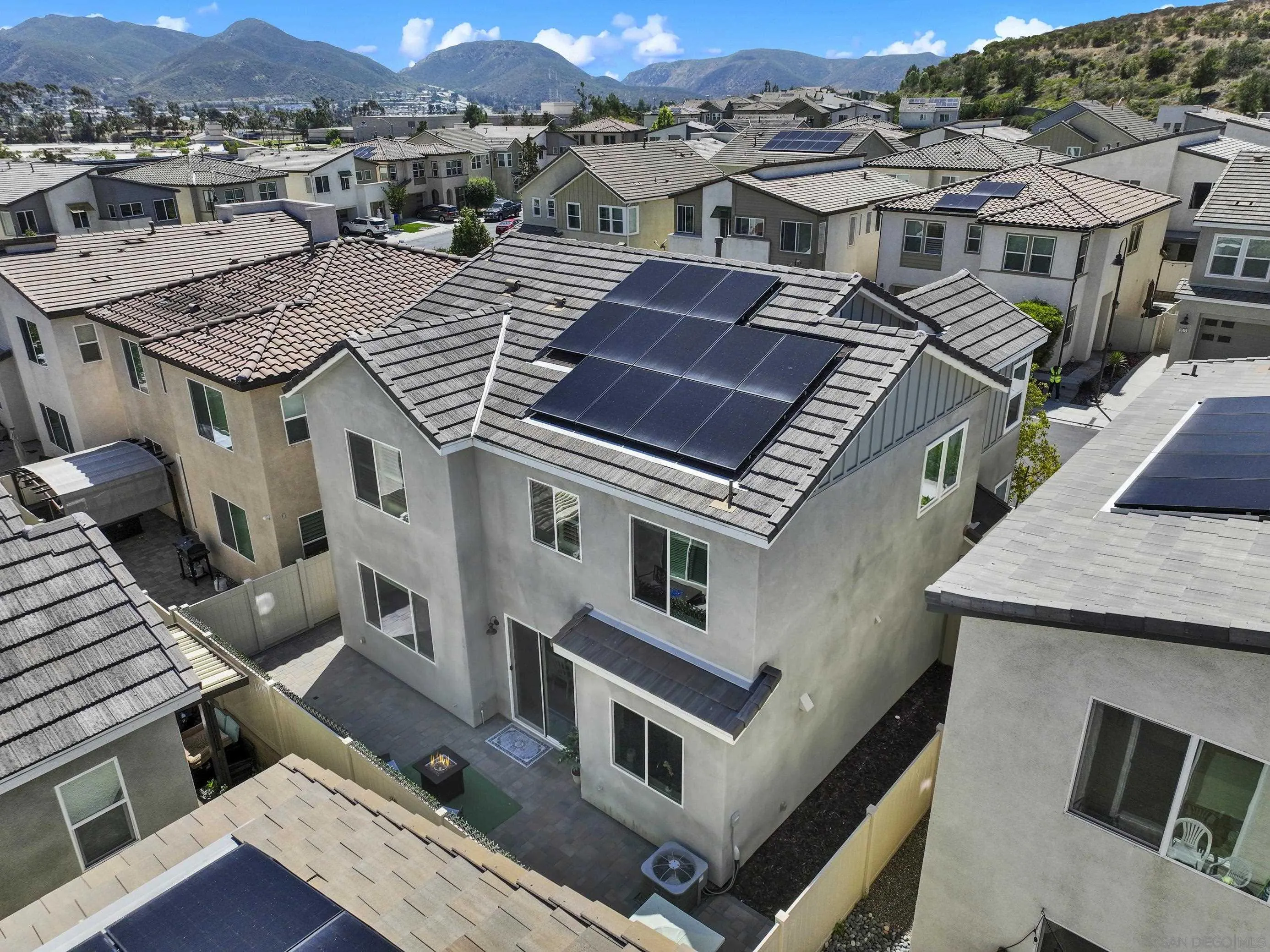 https://cdn.realtyfeed.com/cdn/127/260010650/d679c0cffb7b53c782775b78a2a16ea3.webp