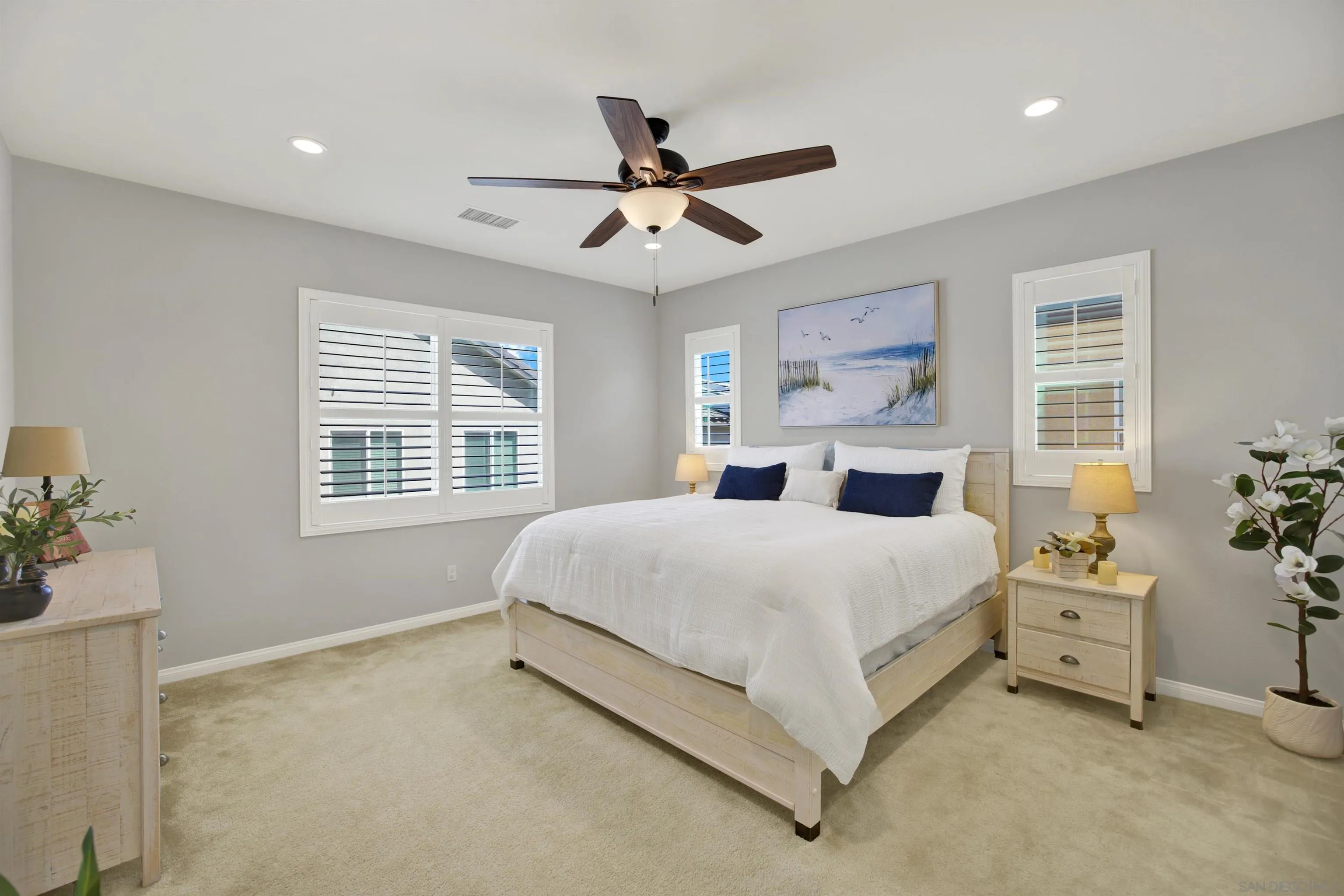 https://cdn.realtyfeed.com/cdn/127/260010650/ff97720a282924dfb8dadbc8b85cb7d2.webp