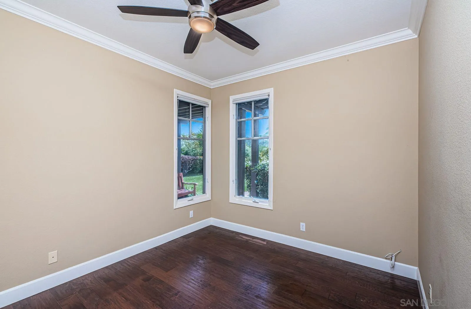 https://cdn.realtyfeed.com/cdn/127/260010652/076d4181fd1f9cf272d1f6100cf231fd.webp