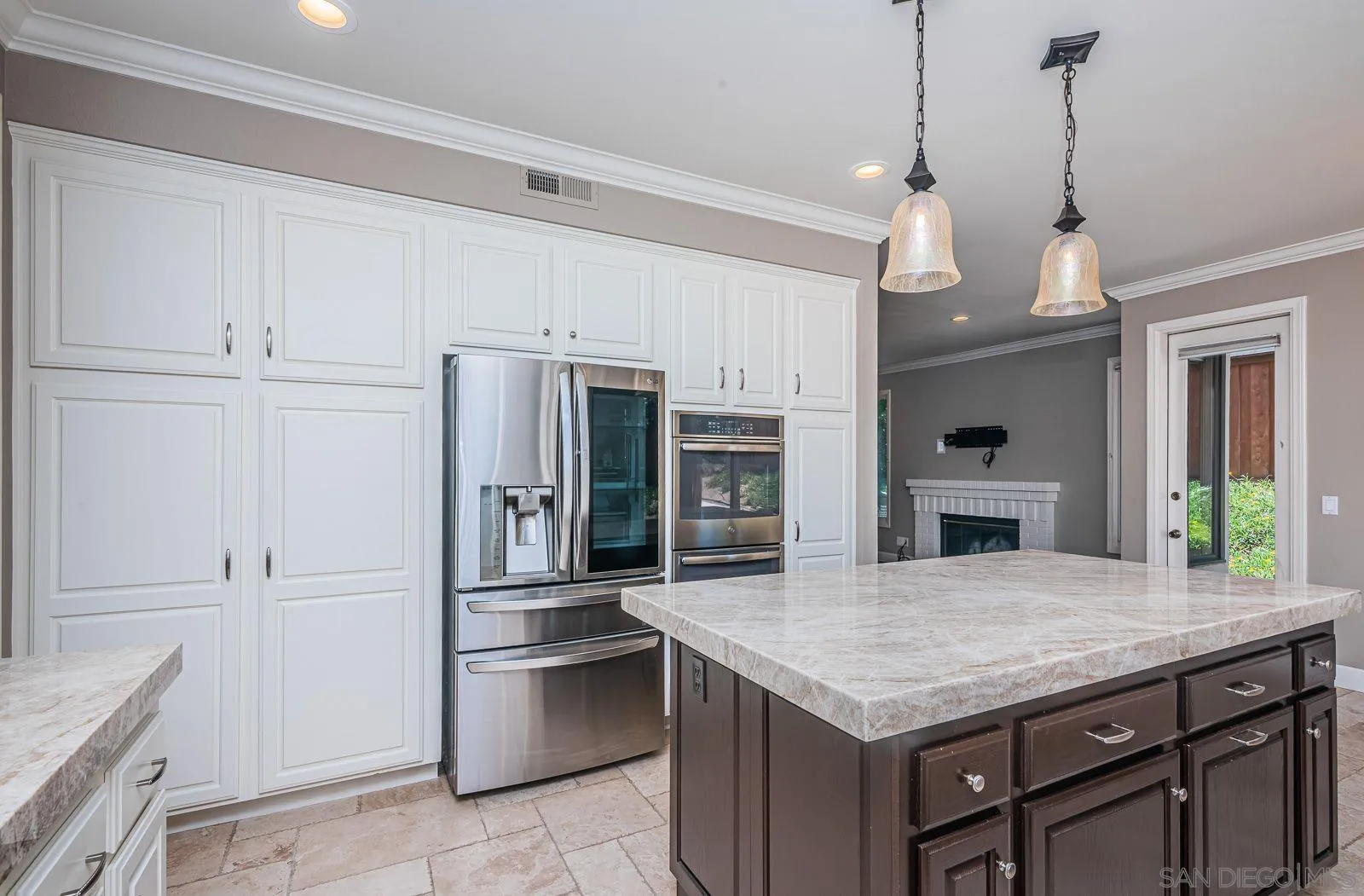 https://cdn.realtyfeed.com/cdn/127/260010652/e4949a1bff66f35b33664fcd885fa021.webp