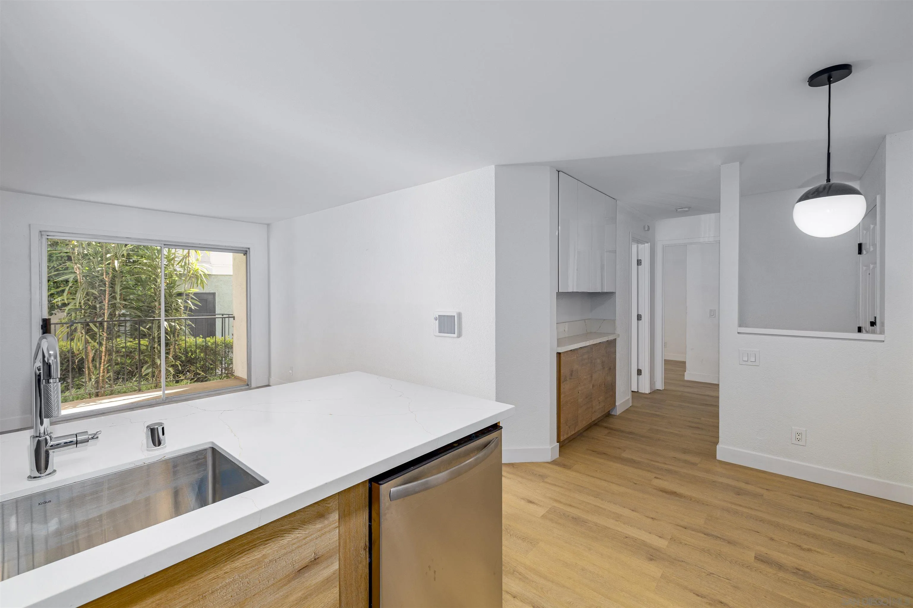 Photo #13: 260010653 Listing: Photo #13