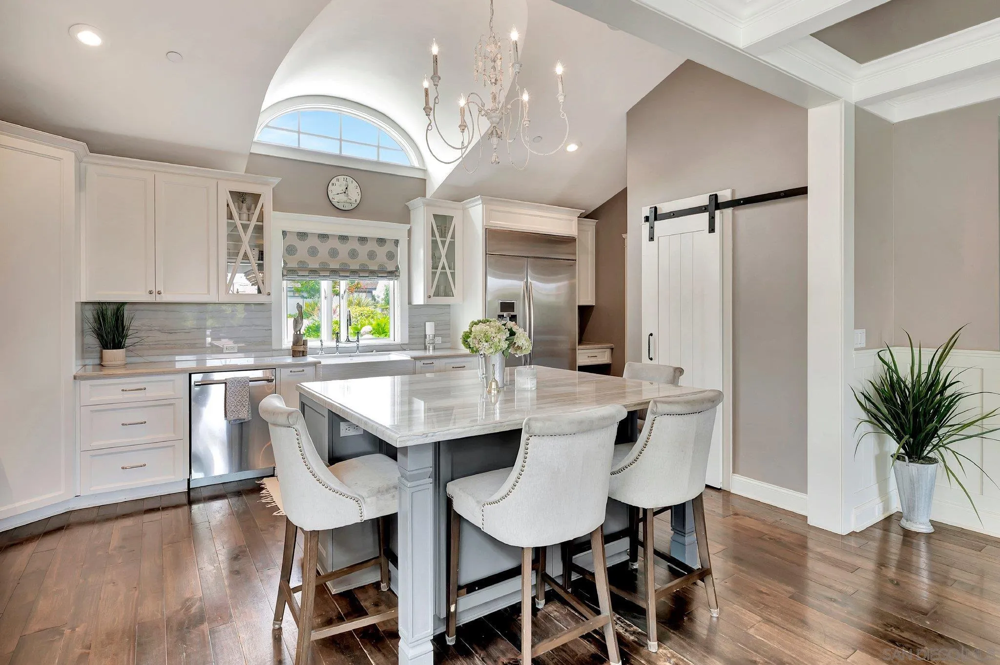 https://cdn.realtyfeed.com/cdn/127/260010656/24f4e6028b17ba61acf92a7b6697a010.webp