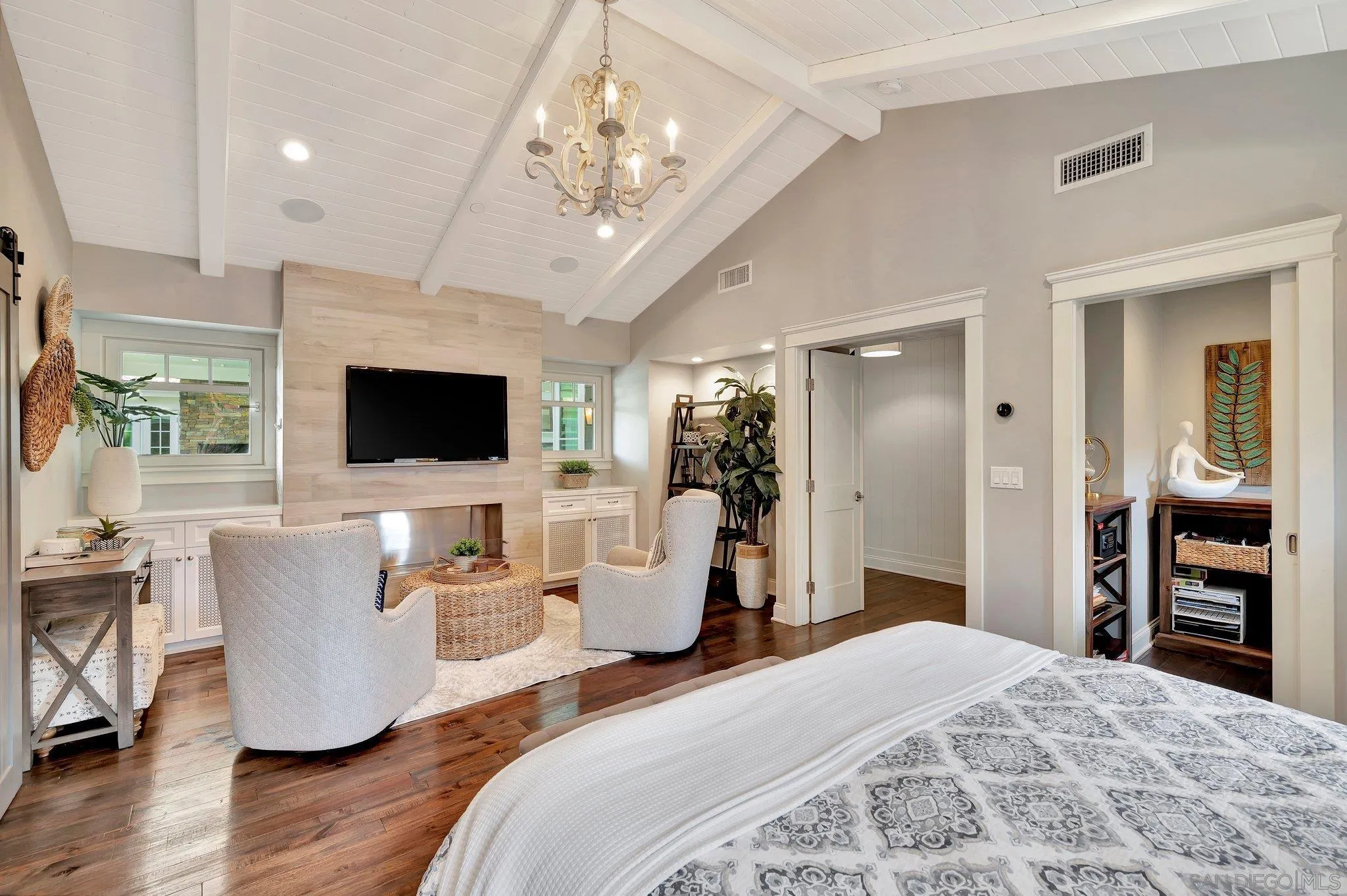 https://cdn.realtyfeed.com/cdn/127/260010656/38999fa5981e29aab1865749c3745e23.webp