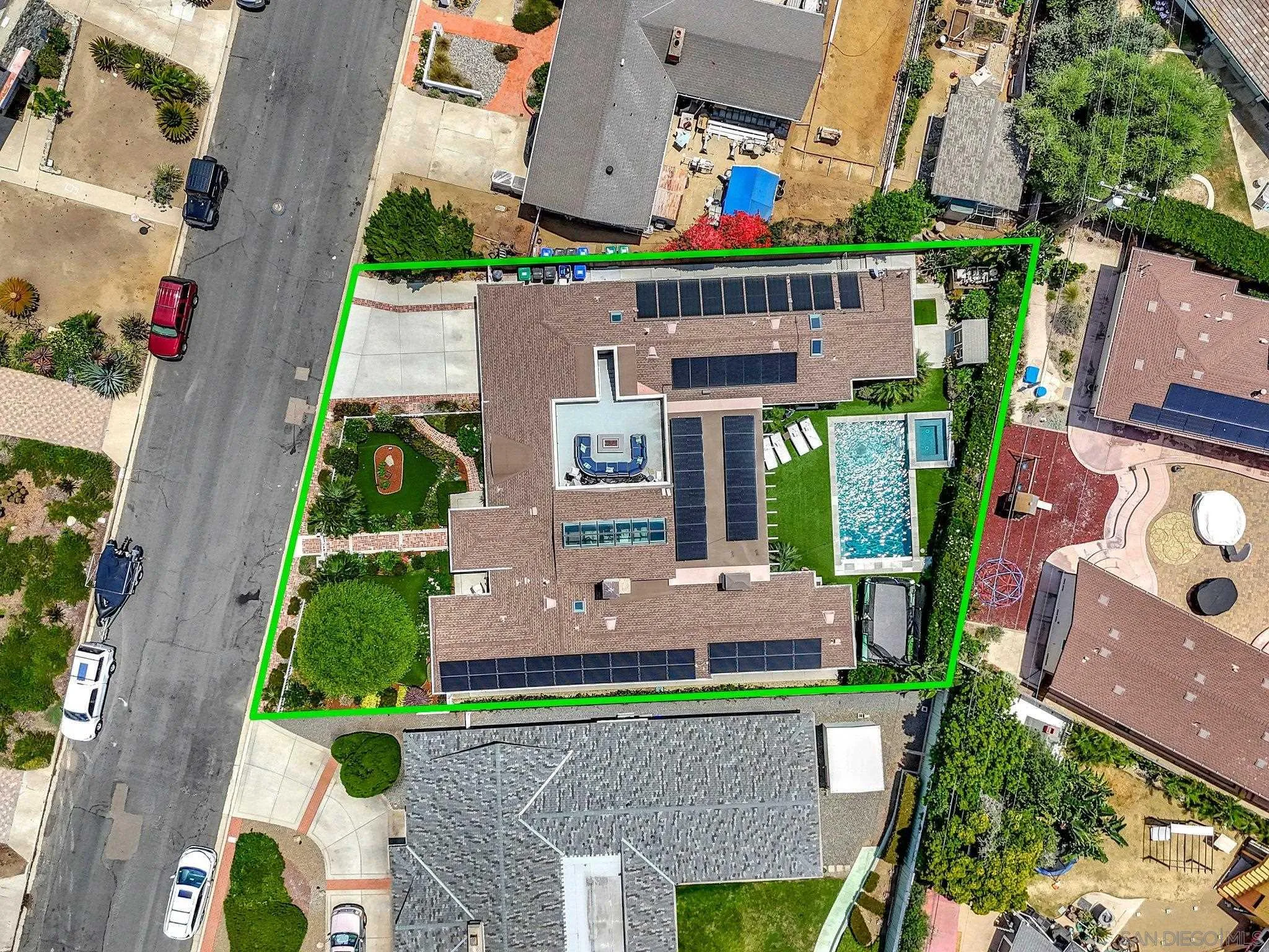 https://cdn.realtyfeed.com/cdn/127/260010656/b7a299d02029c8c5987bb5cc5f8dd627.webp