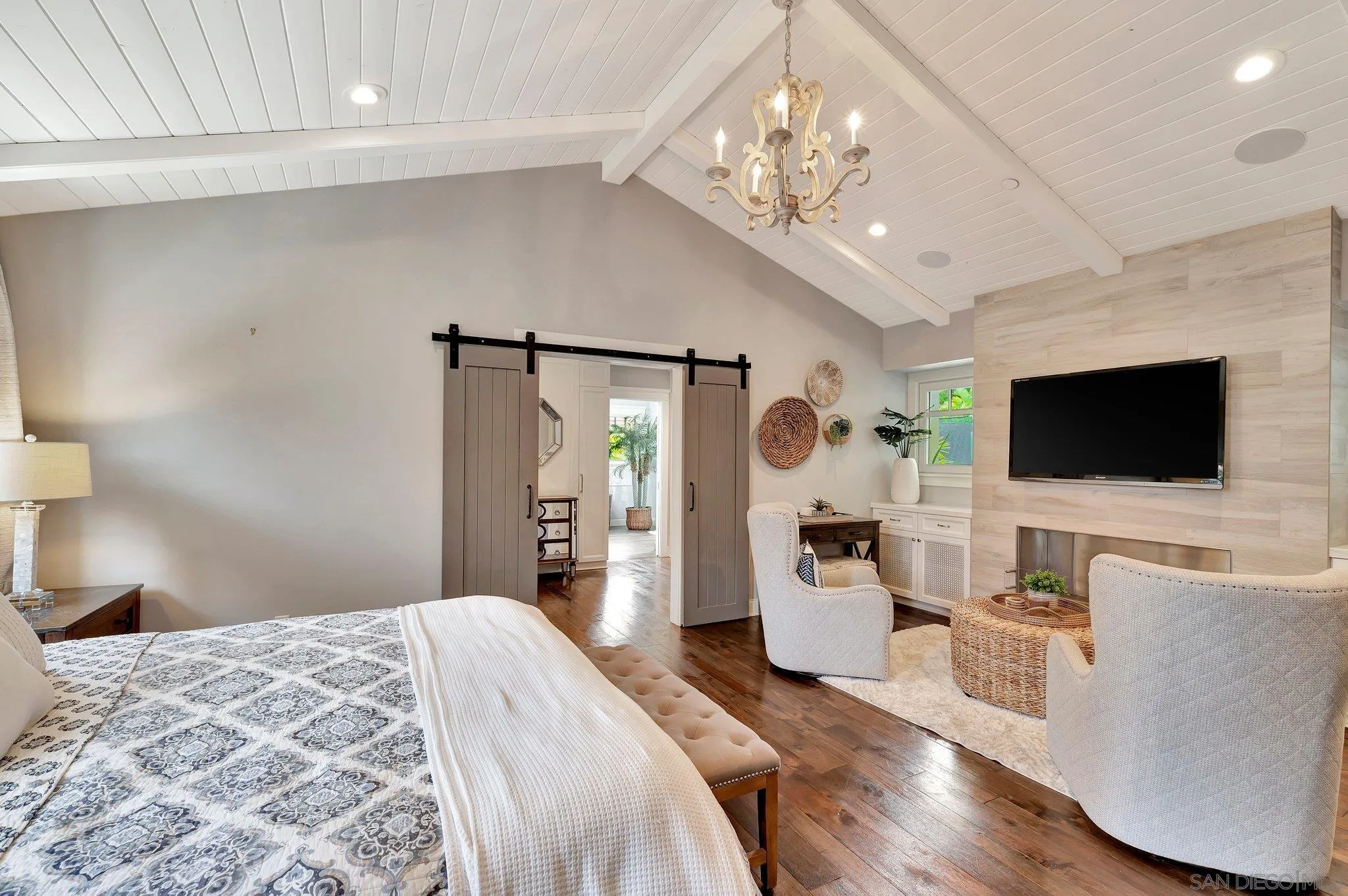 https://cdn.realtyfeed.com/cdn/127/260010656/ceeee0a0dd1993b14cc13c159c3f11e2.webp