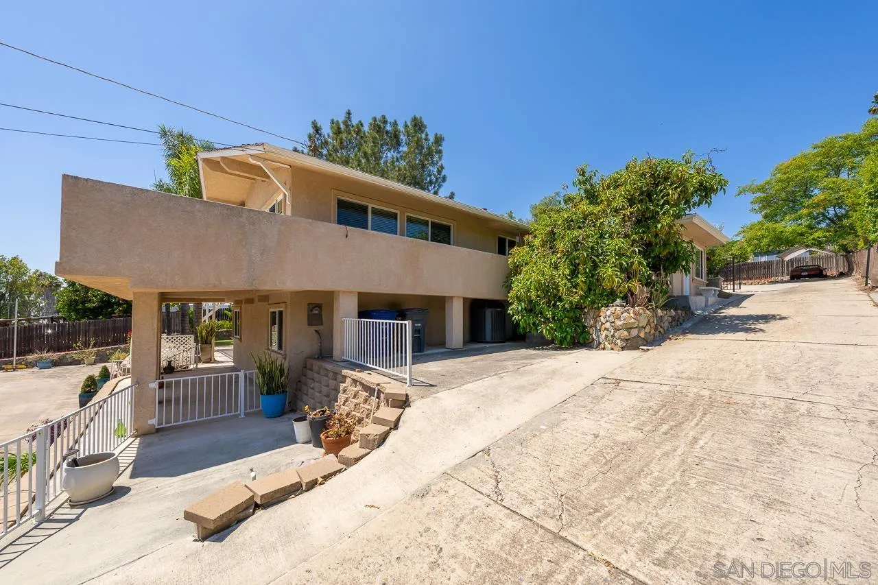 https://cdn.realtyfeed.com/cdn/127/260010658/039fbc7b291af069da9263c07aad88fc.webp