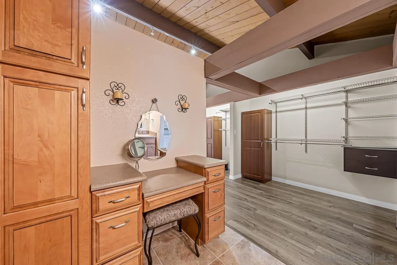 https://cdn.realtyfeed.com/cdn/127/260010658/517f4b927b74659ddd609b4e302fadec.webp