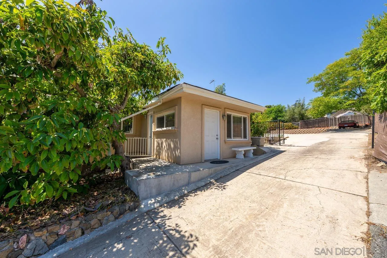https://cdn.realtyfeed.com/cdn/127/260010658/64c5f4646a64b7043e48ac04af7d8062.webp