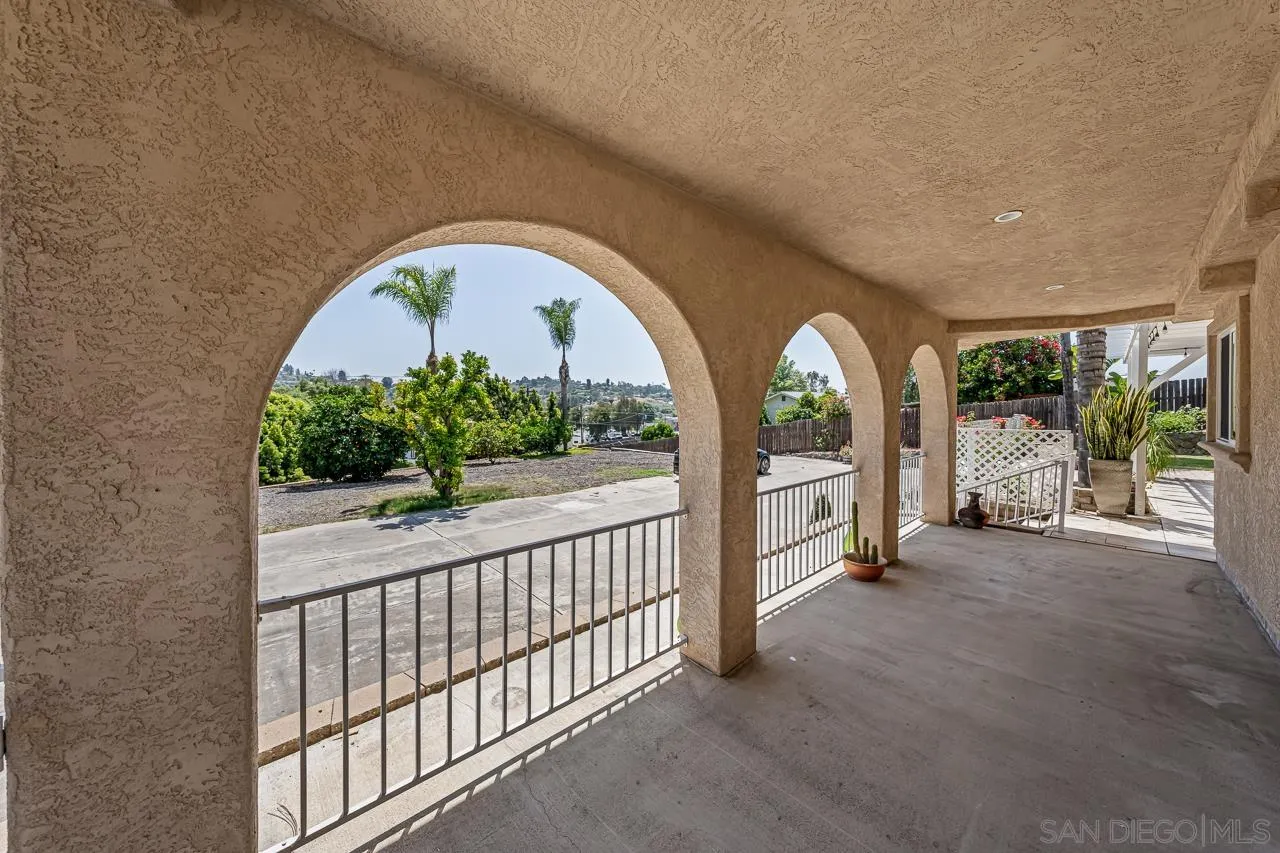 https://cdn.realtyfeed.com/cdn/127/260010658/656faeb8a2089a4ff6b0e57484686e4d.webp