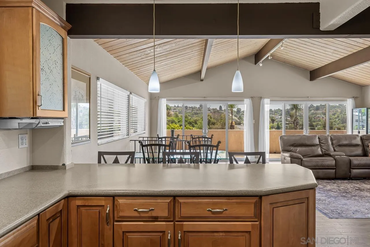 https://cdn.realtyfeed.com/cdn/127/260010658/96382c6ae7bb8faa05d90e5db54a61db.webp