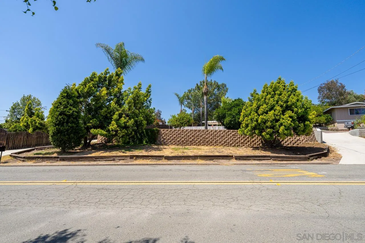 https://cdn.realtyfeed.com/cdn/127/260010658/e2e339146cc89b8605cef8e8a1cf88eb.webp