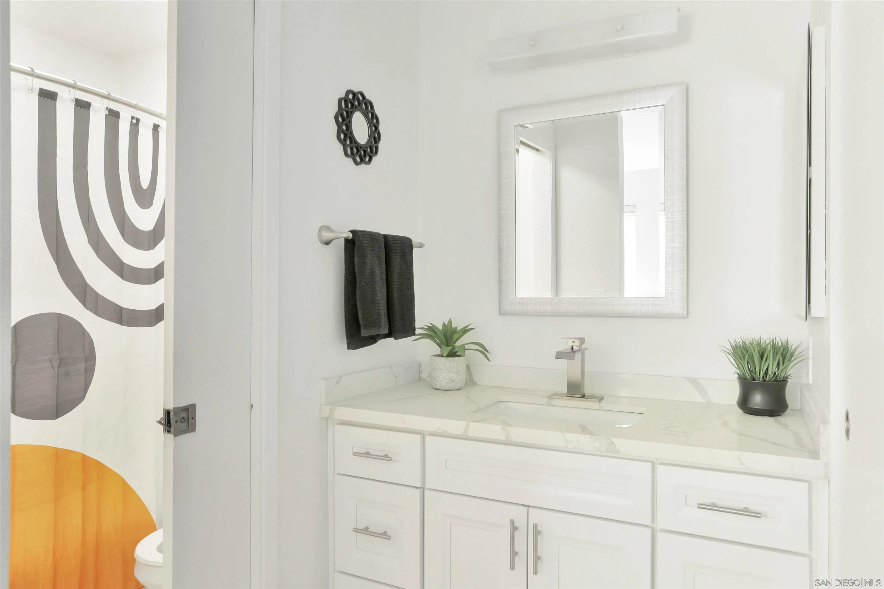 Photo #23: 260010670 Listing: Photo #23