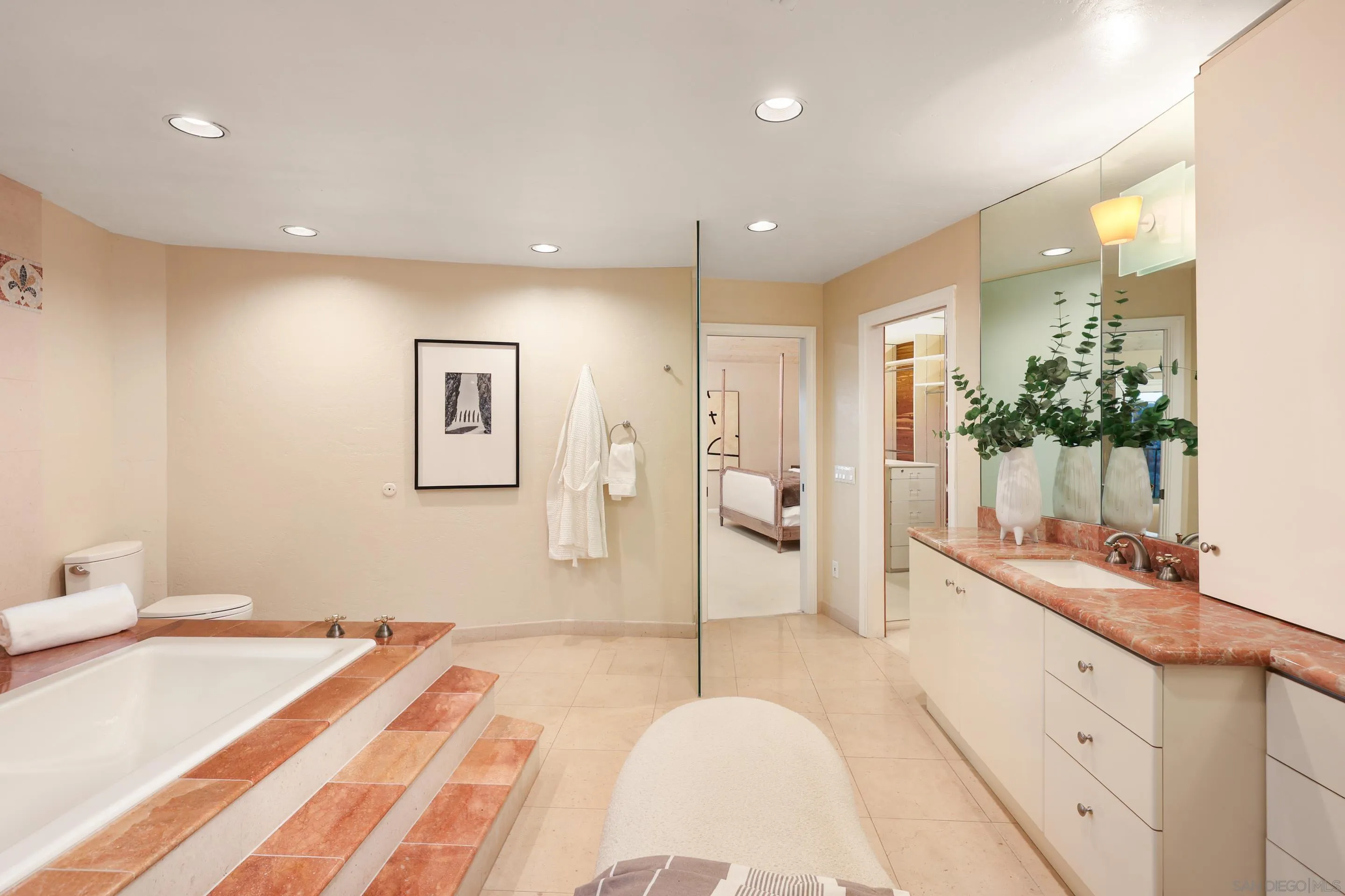 https://cdn.realtyfeed.com/cdn/127/260010673/2149bc24a7f97bdccacf8de6f6bff7cd.webp